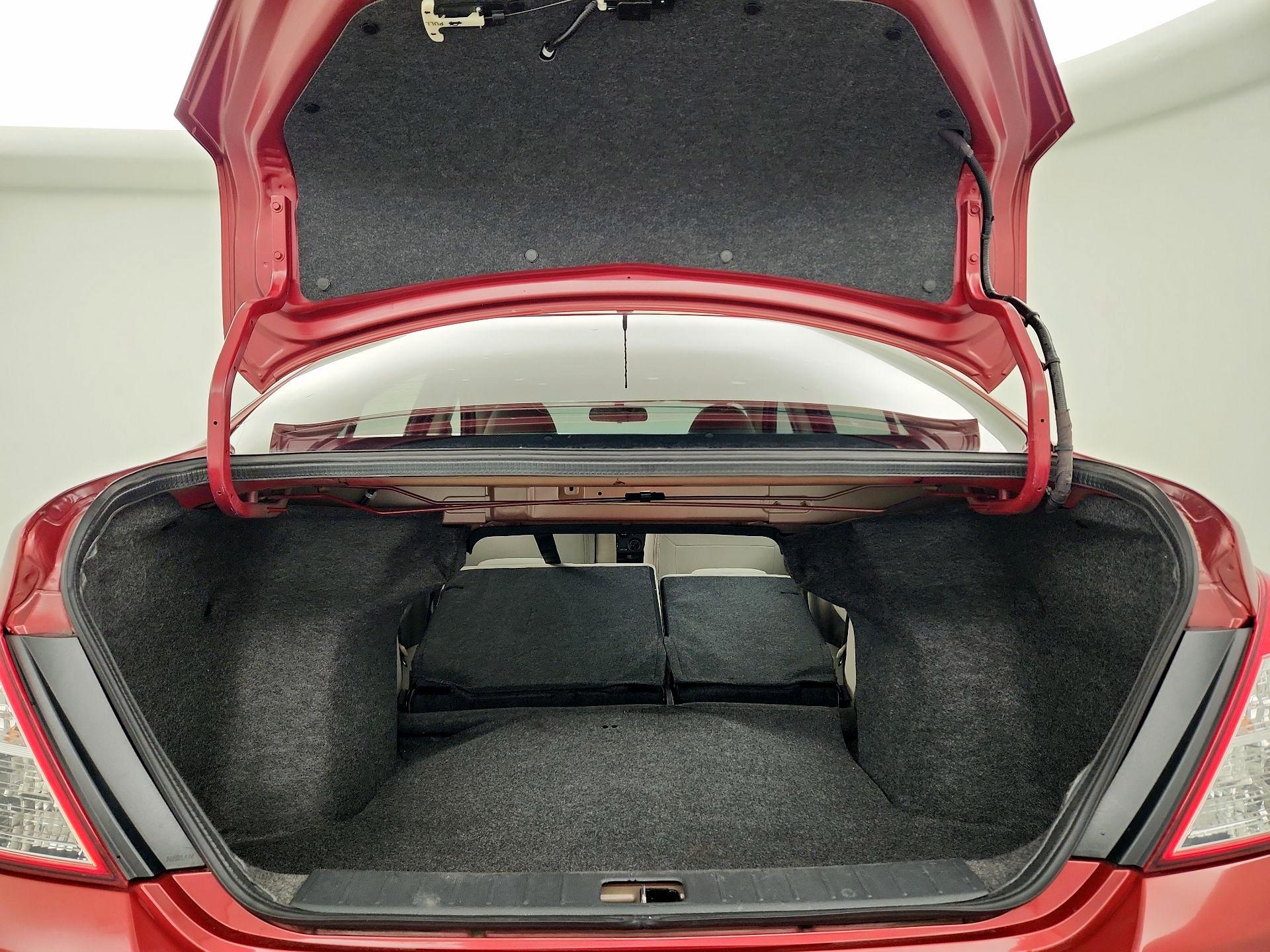 Thumbnail: 2016 Nissan Versa - 20