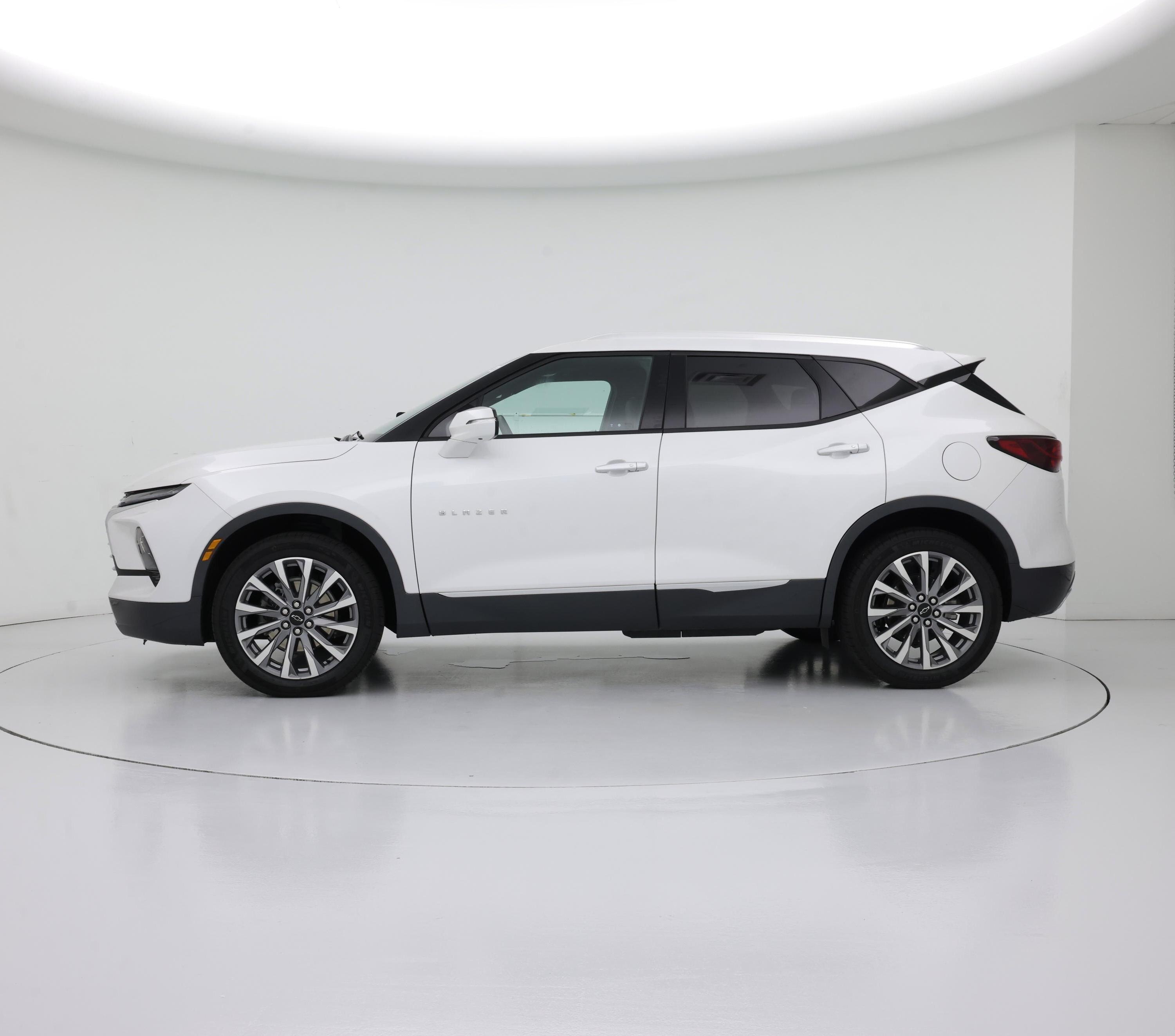 Thumbnail: 2024 Chevrolet Blazer - 3