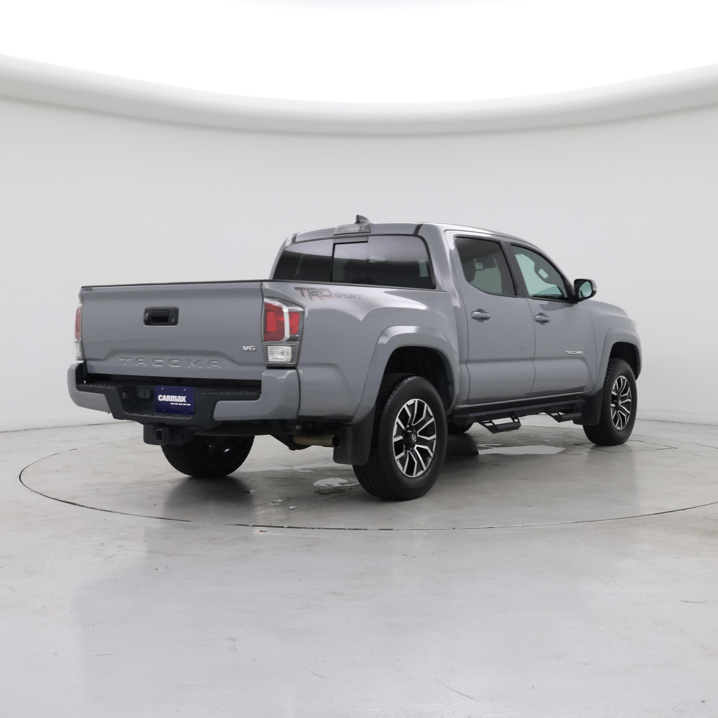 Thumbnail: 2021 Toyota Tacoma - 8