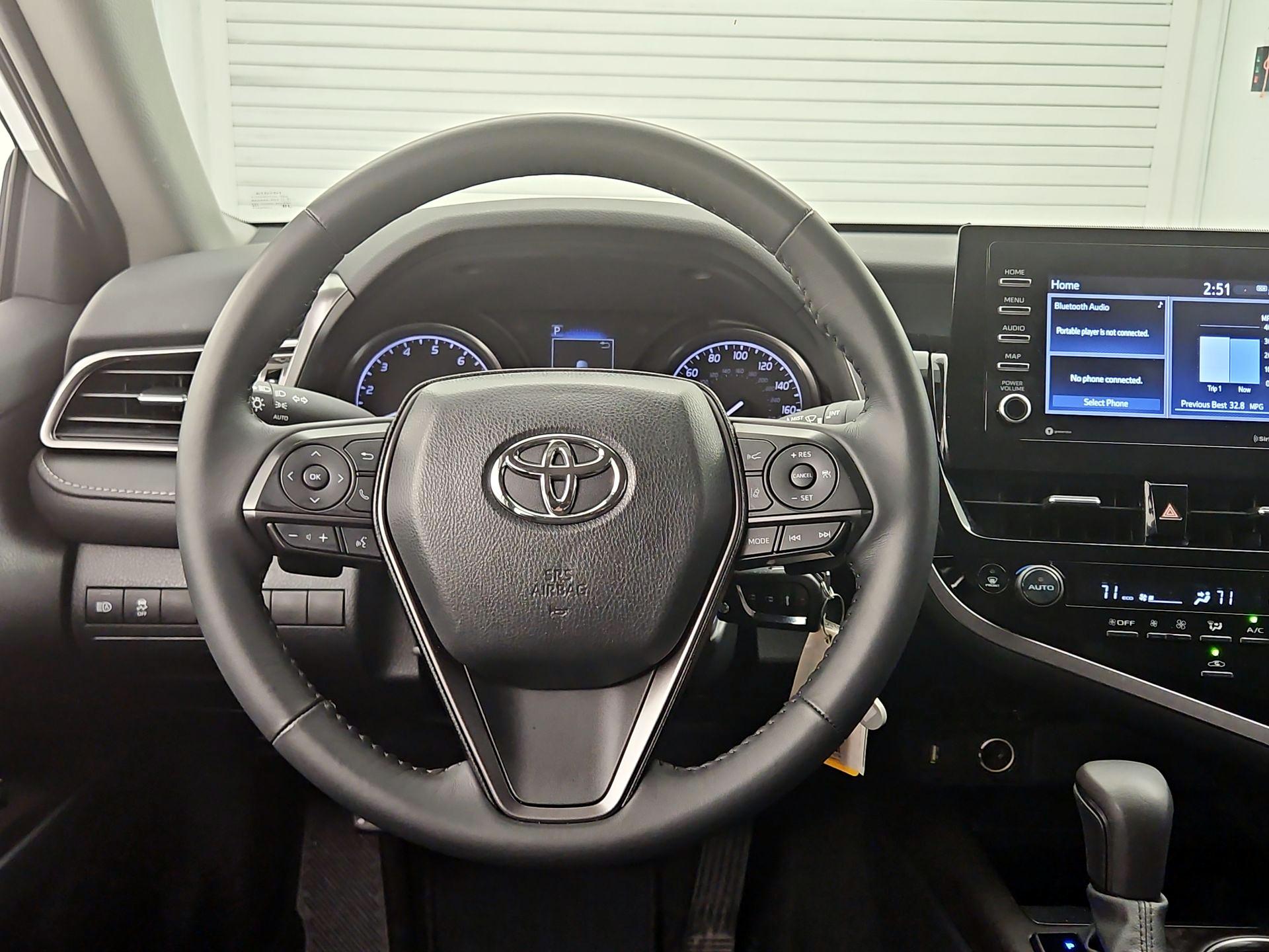 Thumbnail: 2024 Toyota Camry - 10