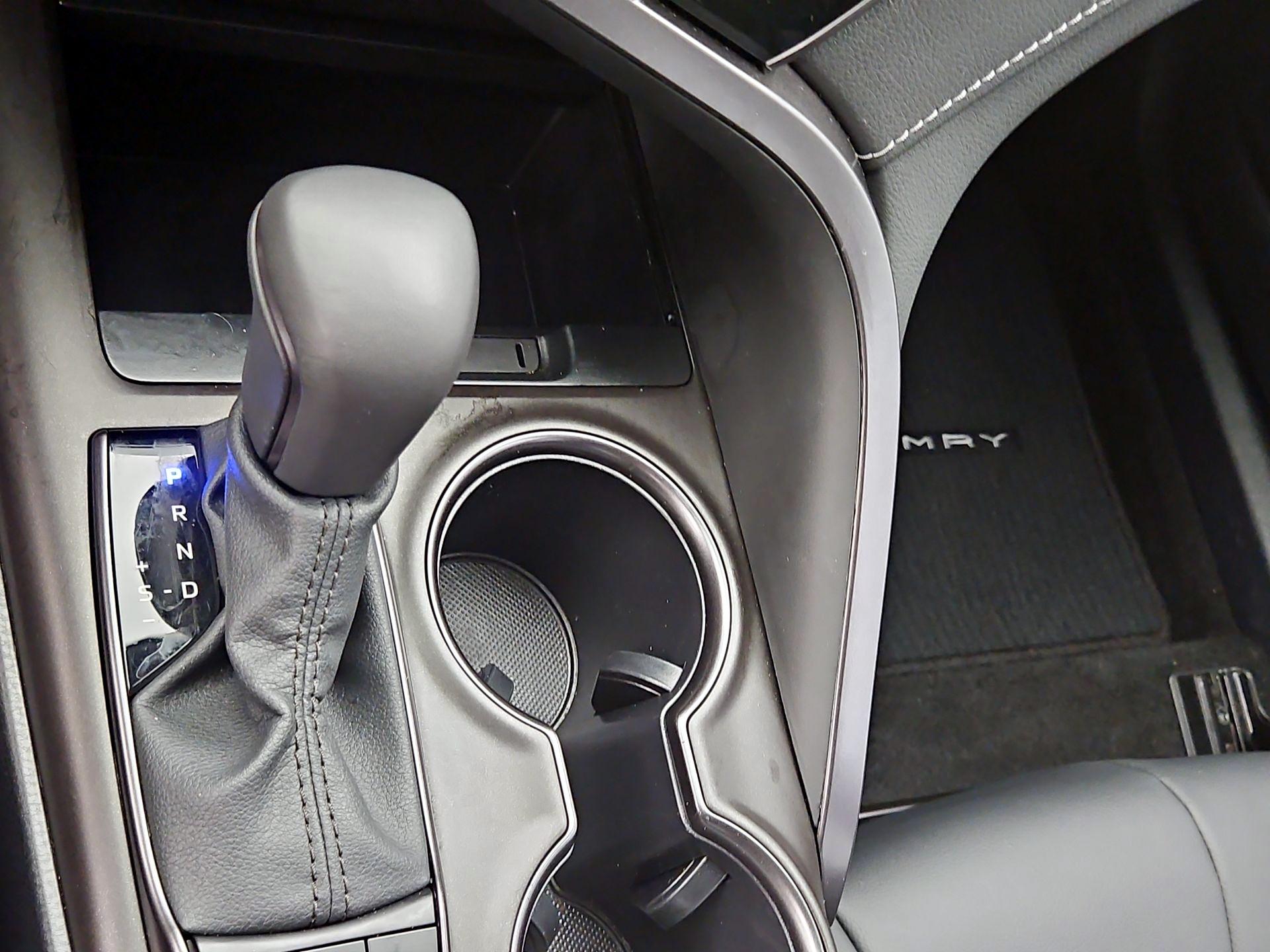 Thumbnail: 2024 Toyota Camry - 17