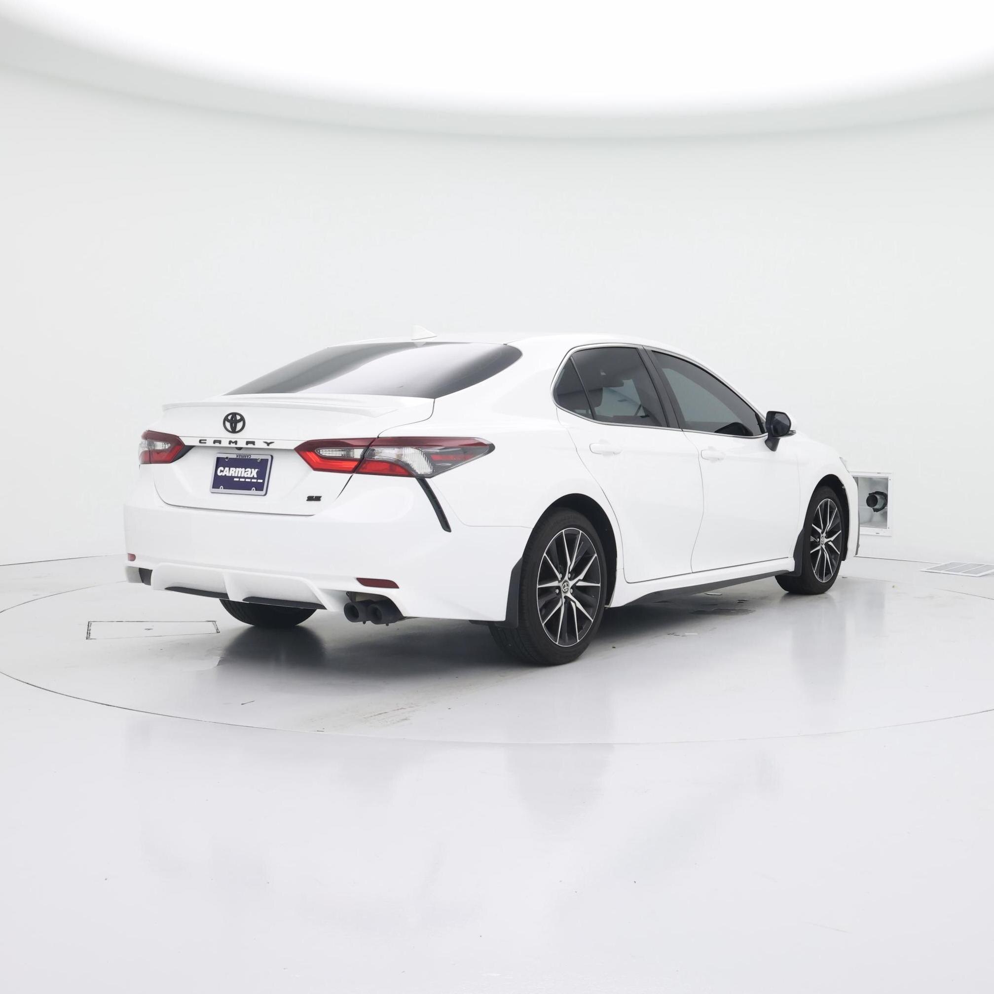 Thumbnail: 2024 Toyota Camry - 8