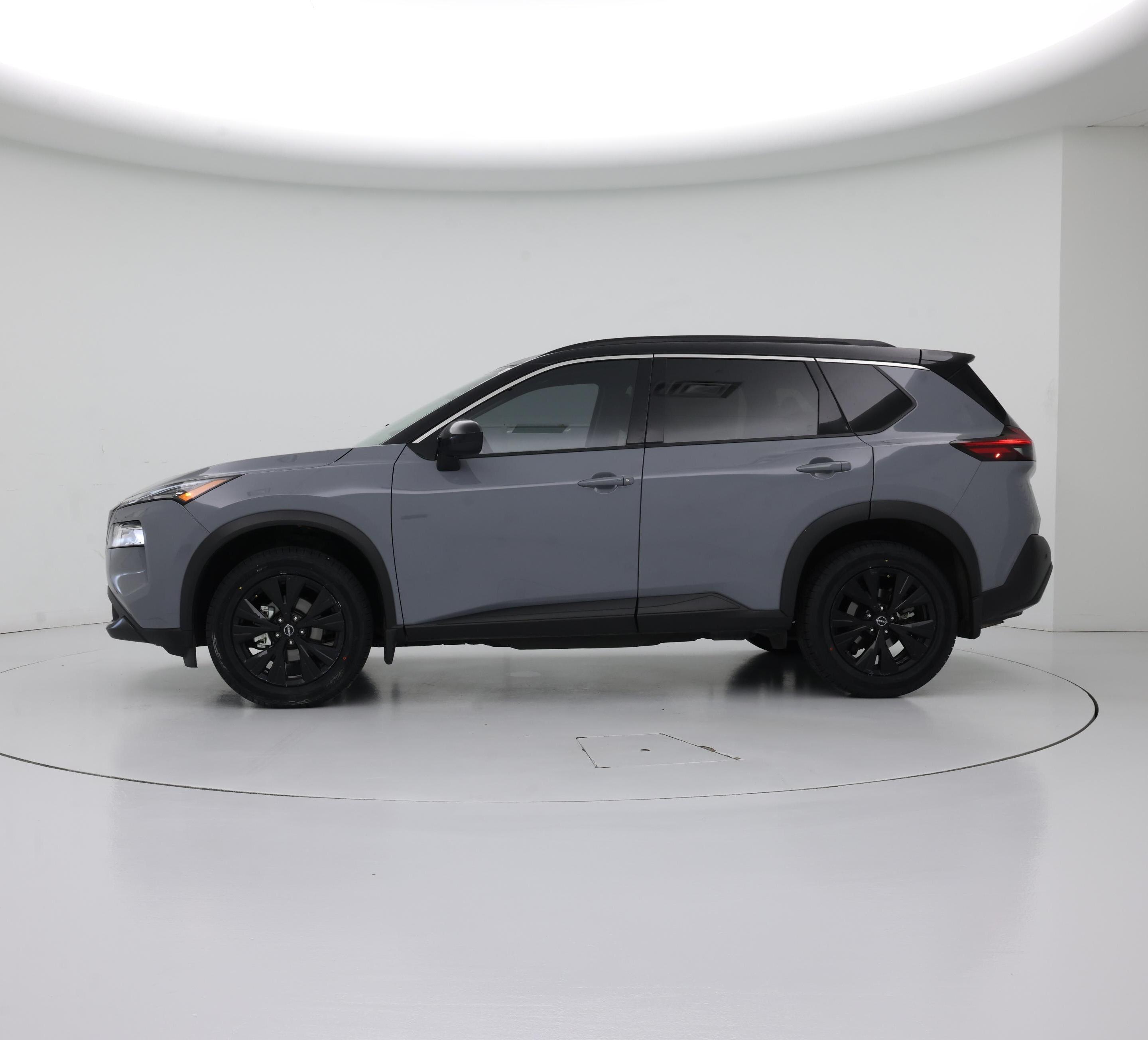 Thumbnail: 2023 Nissan Rogue - 3