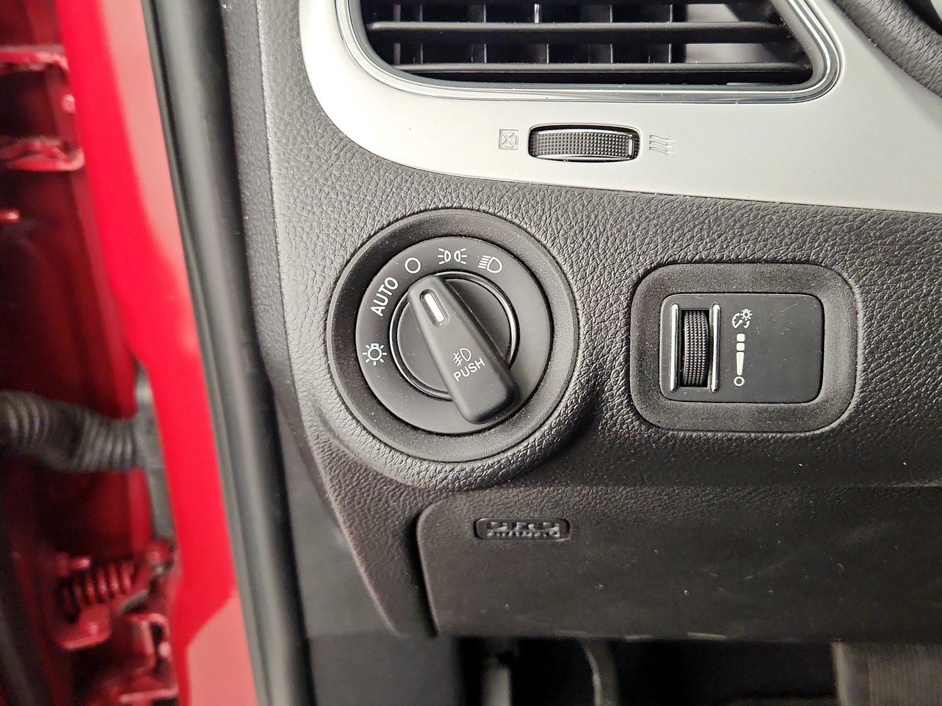 Thumbnail: 2019 Dodge Journey - 13