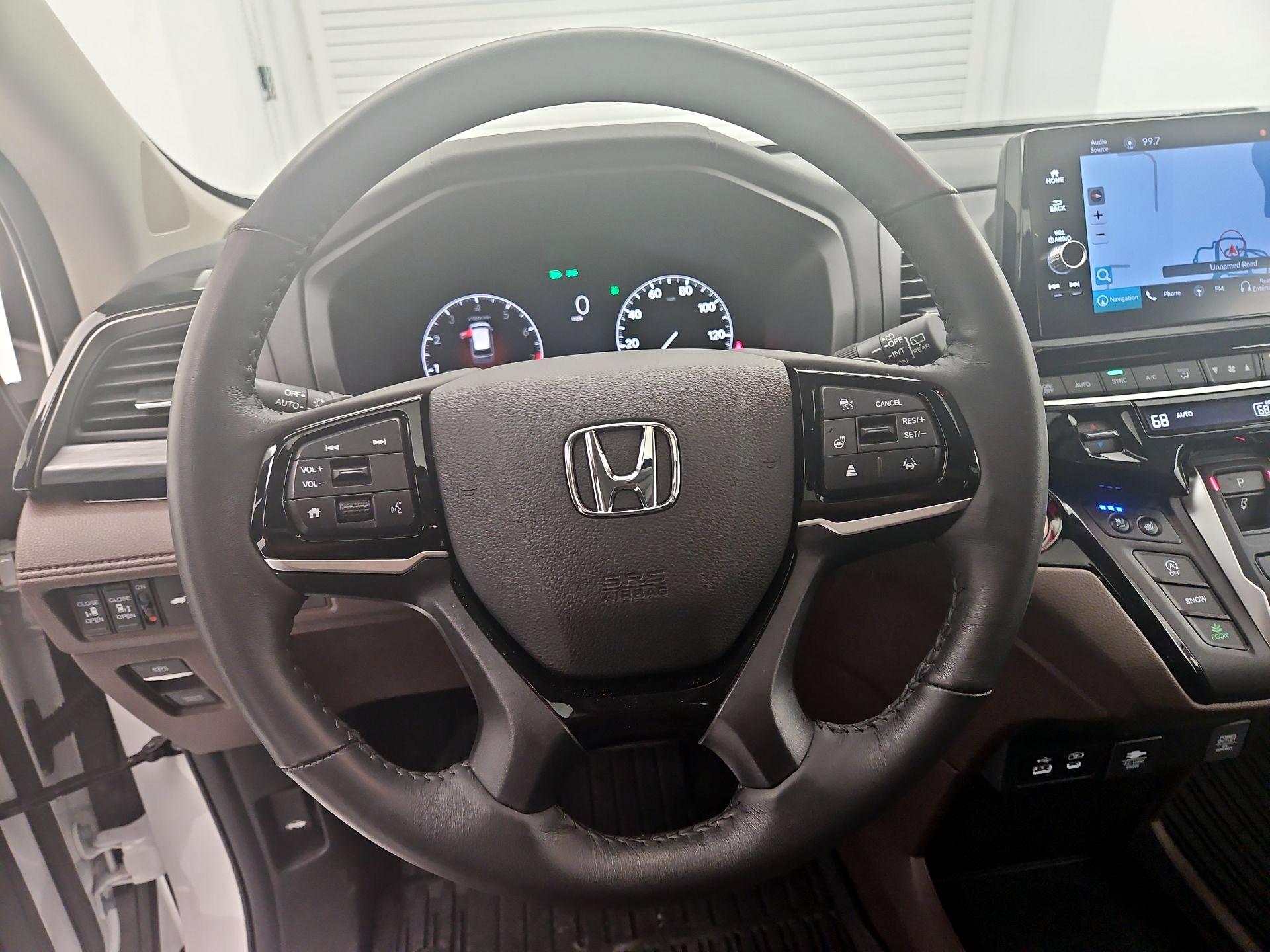 Thumbnail: 2025 Honda Odyssey - 10