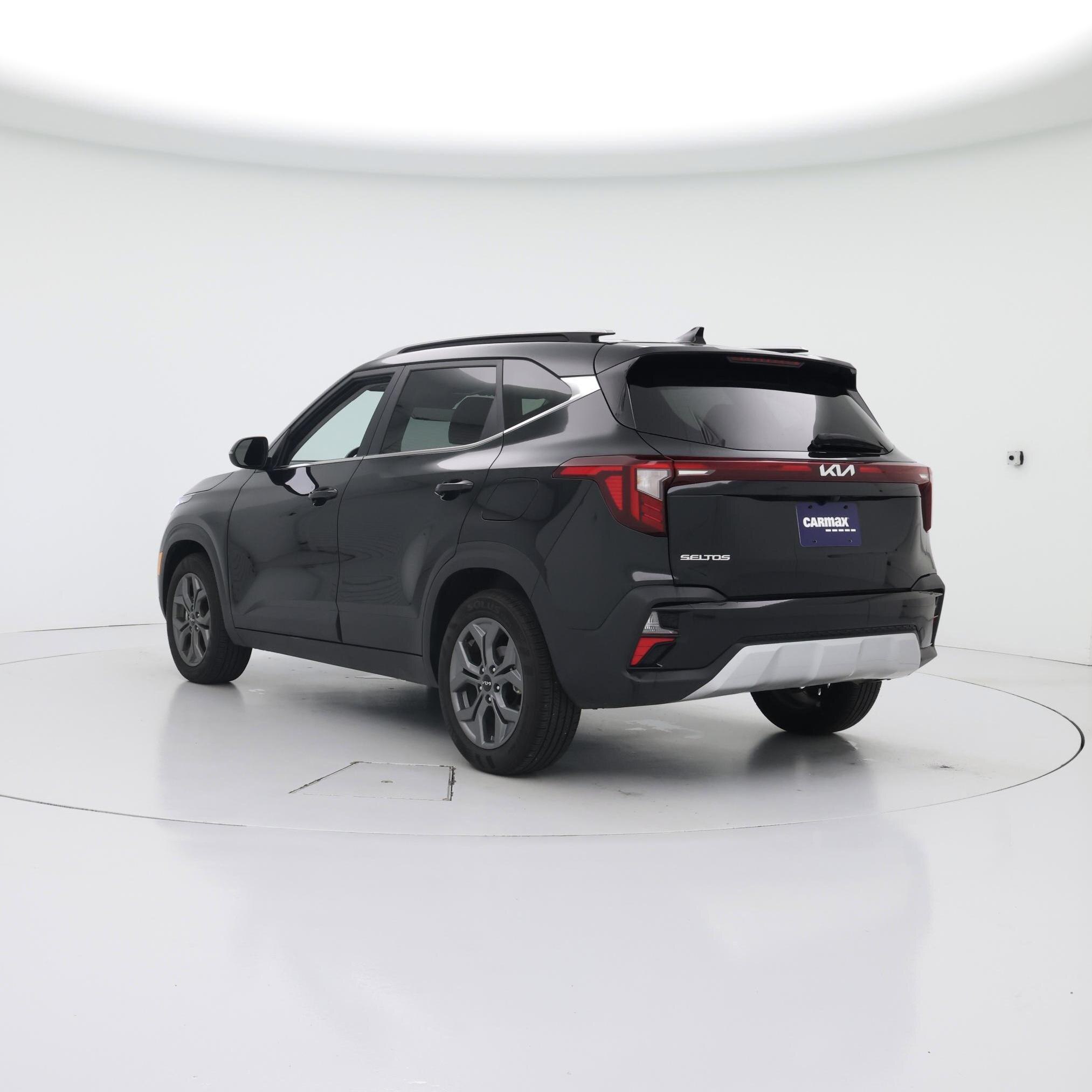 Thumbnail: 2024 Kia Seltos - 2