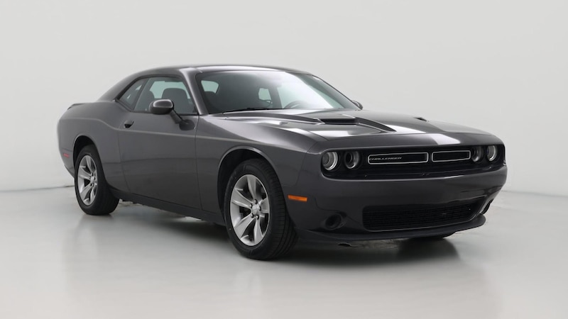 2019 Dodge Challenger SXT Hero Image