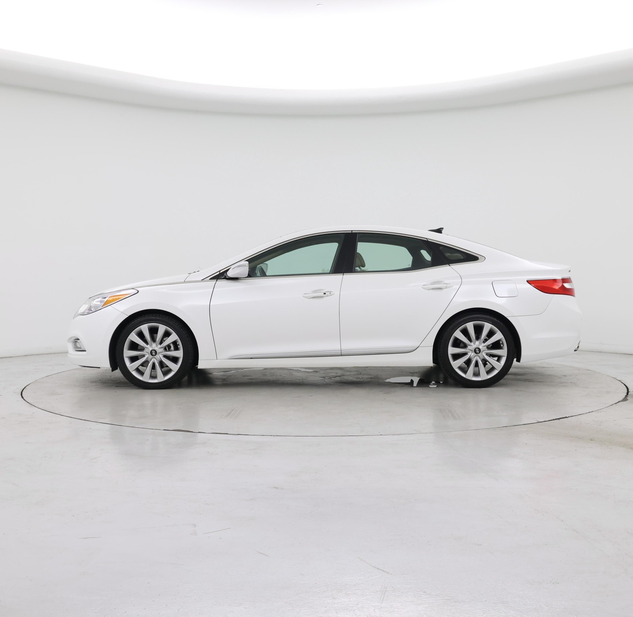 Thumbnail: 2014 Hyundai Azera - 3