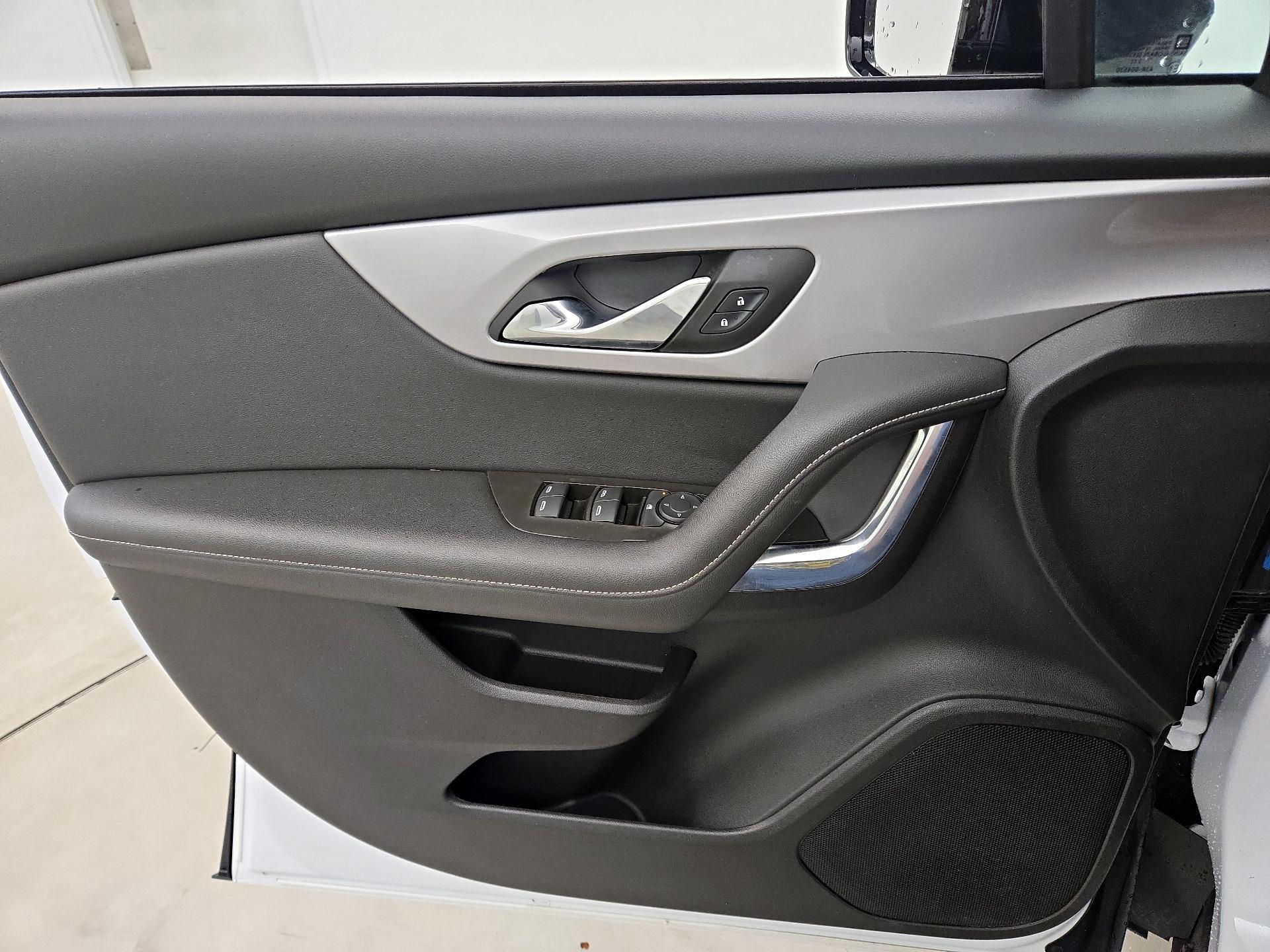 Thumbnail: 2023 Chevrolet Blazer - 12
