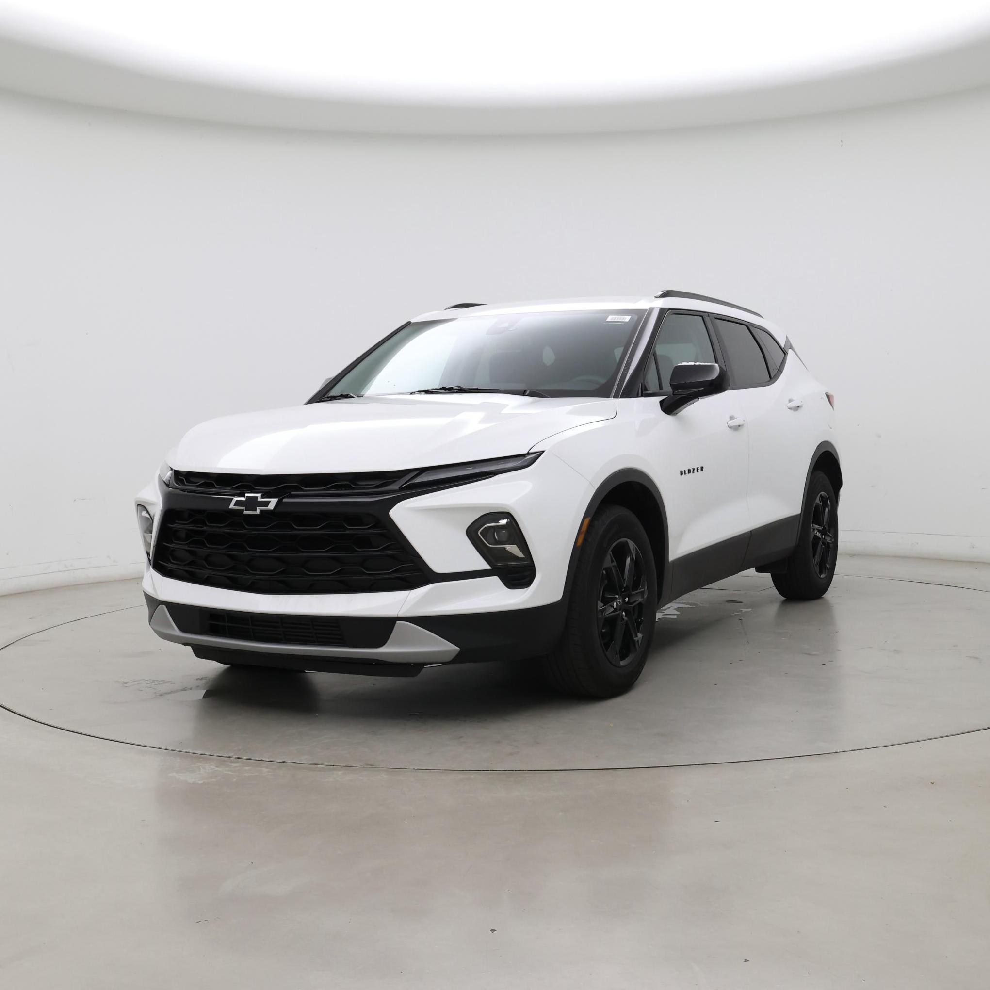 Thumbnail: 2023 Chevrolet Blazer - 4