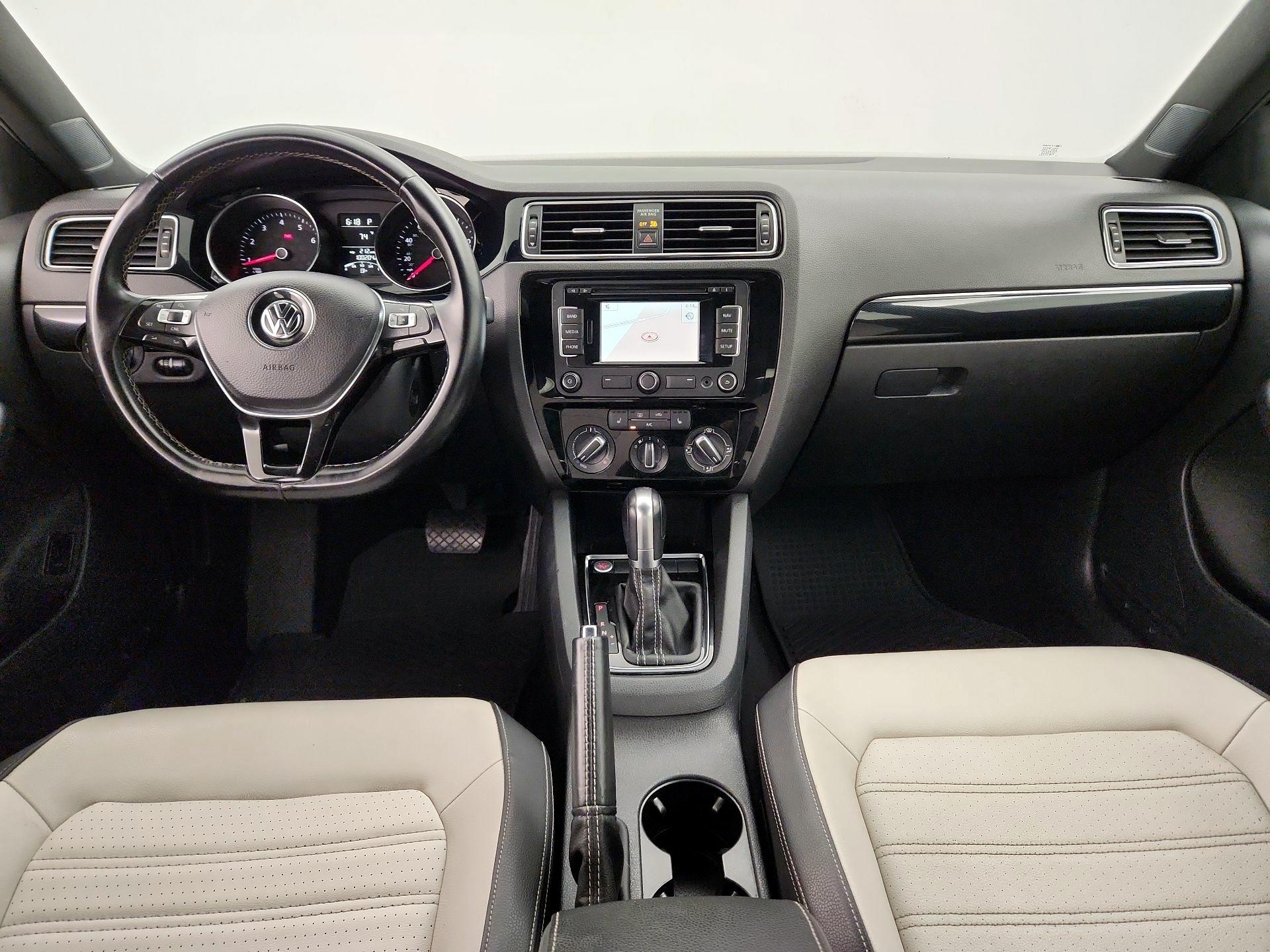 Thumbnail: 2015 Volkswagen Jetta - 9