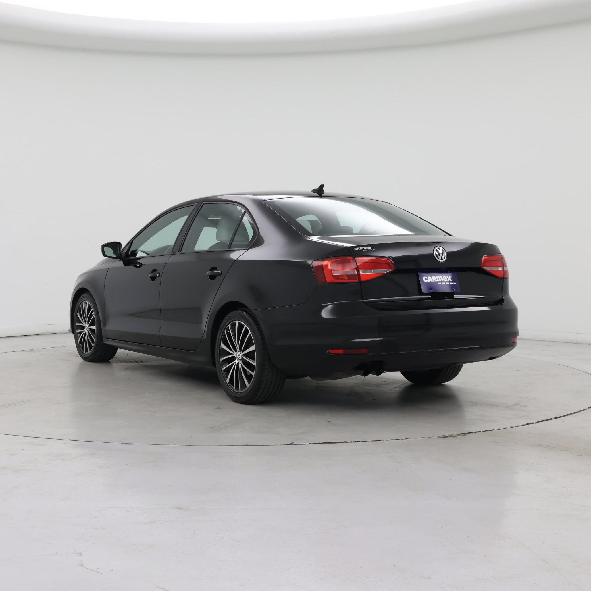 Thumbnail: 2015 Volkswagen Jetta - 2