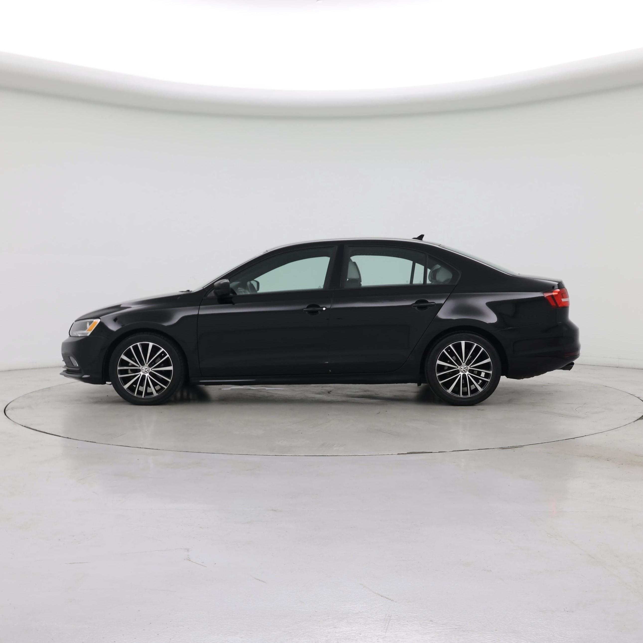 Thumbnail: 2015 Volkswagen Jetta - 3