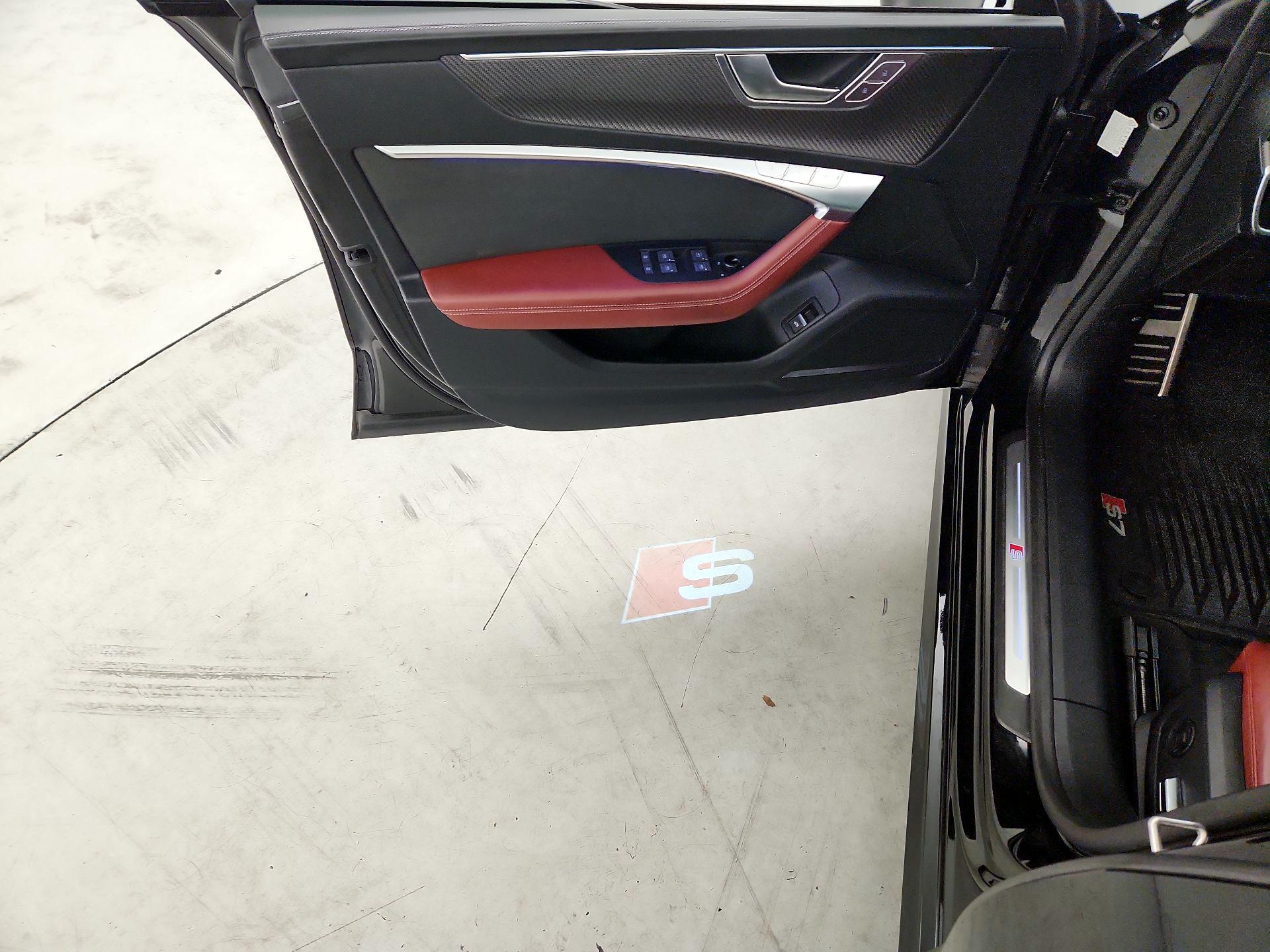 Thumbnail: 2022 Audi S7 - 12