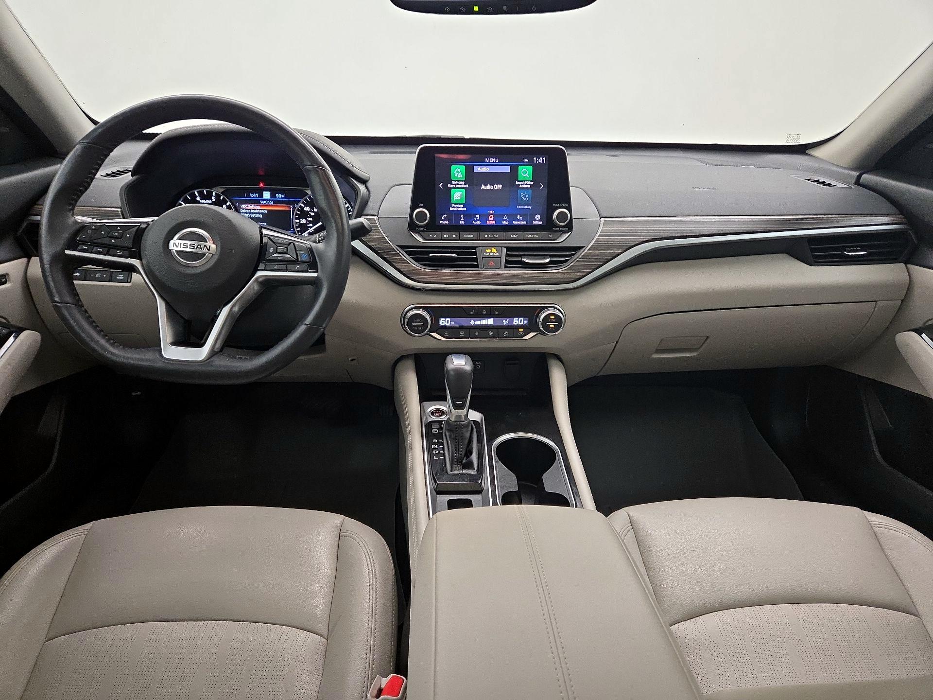 Thumbnail: 2022 Nissan Altima - 9