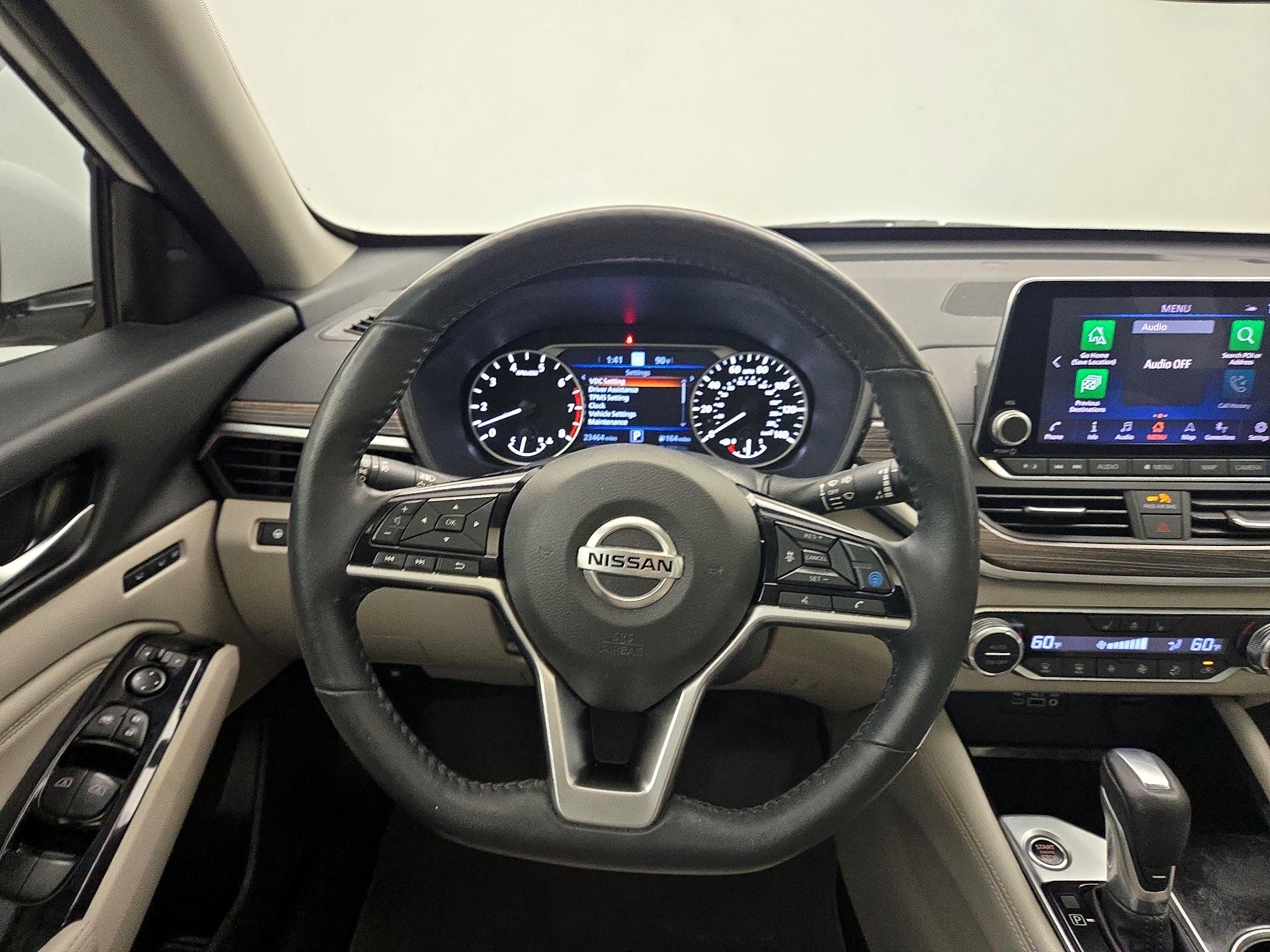 Thumbnail: 2022 Nissan Altima - 10