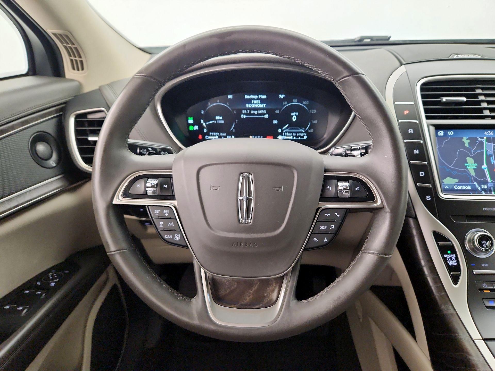 Thumbnail: 2019 Lincoln Nautilus - 10