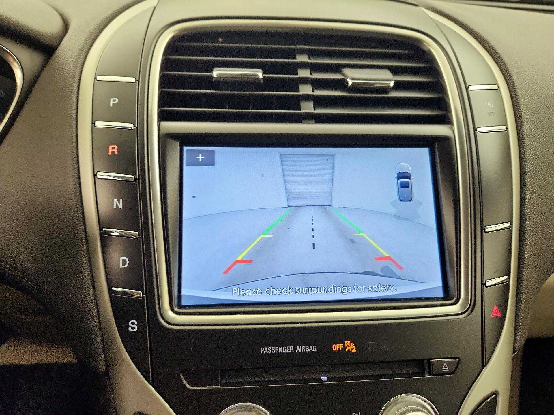 Thumbnail: 2019 Lincoln Nautilus - 15