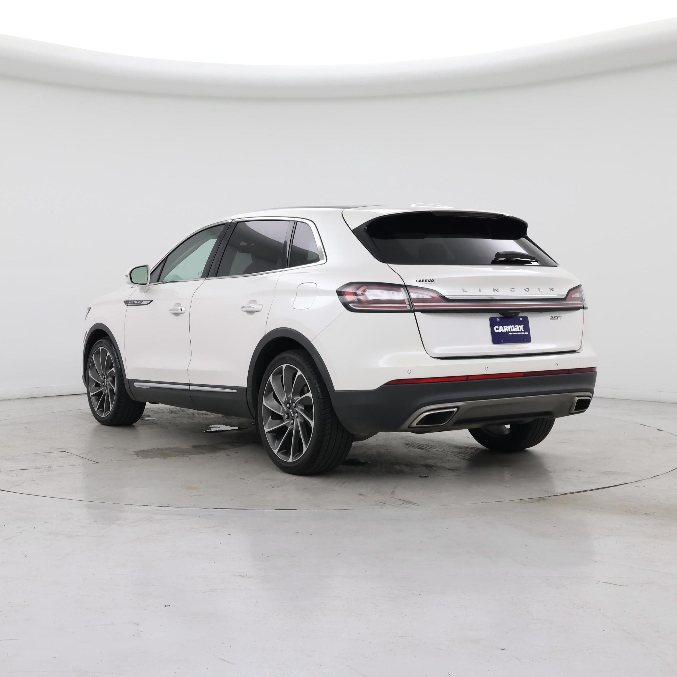 Thumbnail: 2019 Lincoln Nautilus - 2