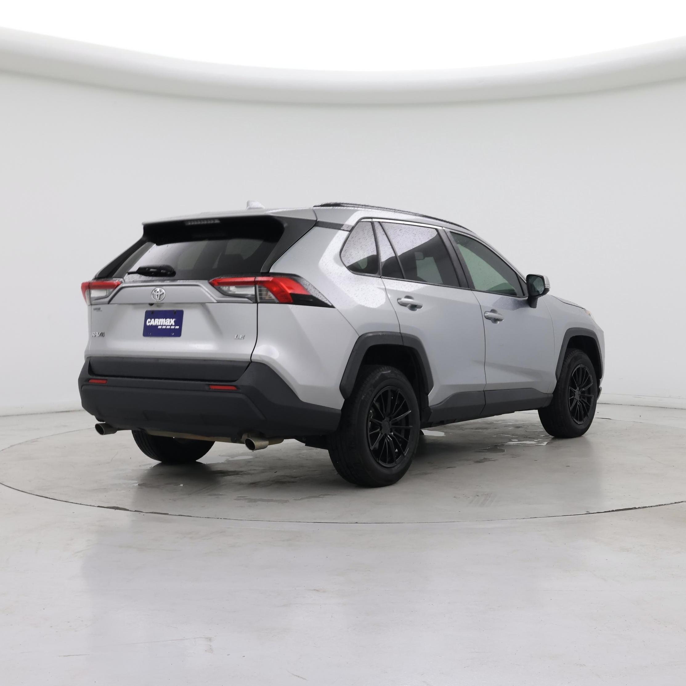 Thumbnail: 2019 Toyota RAV4 - 8