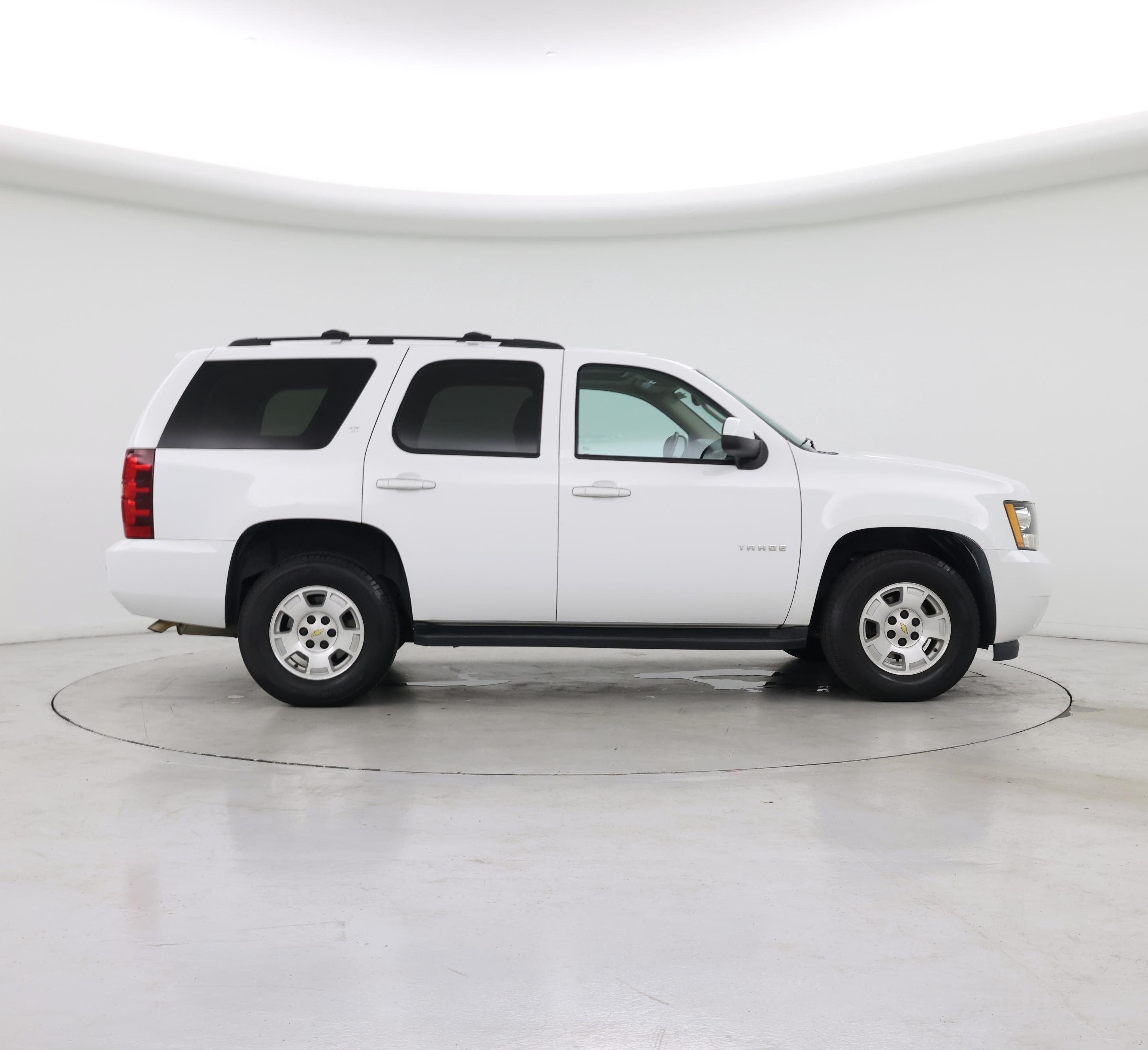 Thumbnail: 2014 Chevrolet Tahoe - 7