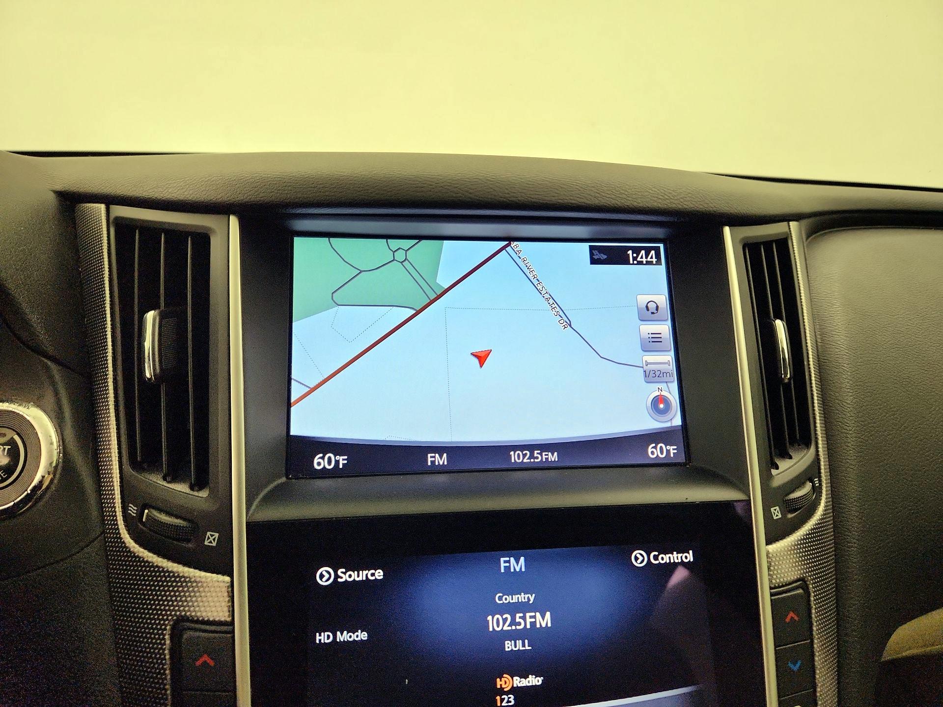 Thumbnail: 2015 INFINITI Q50 - 14