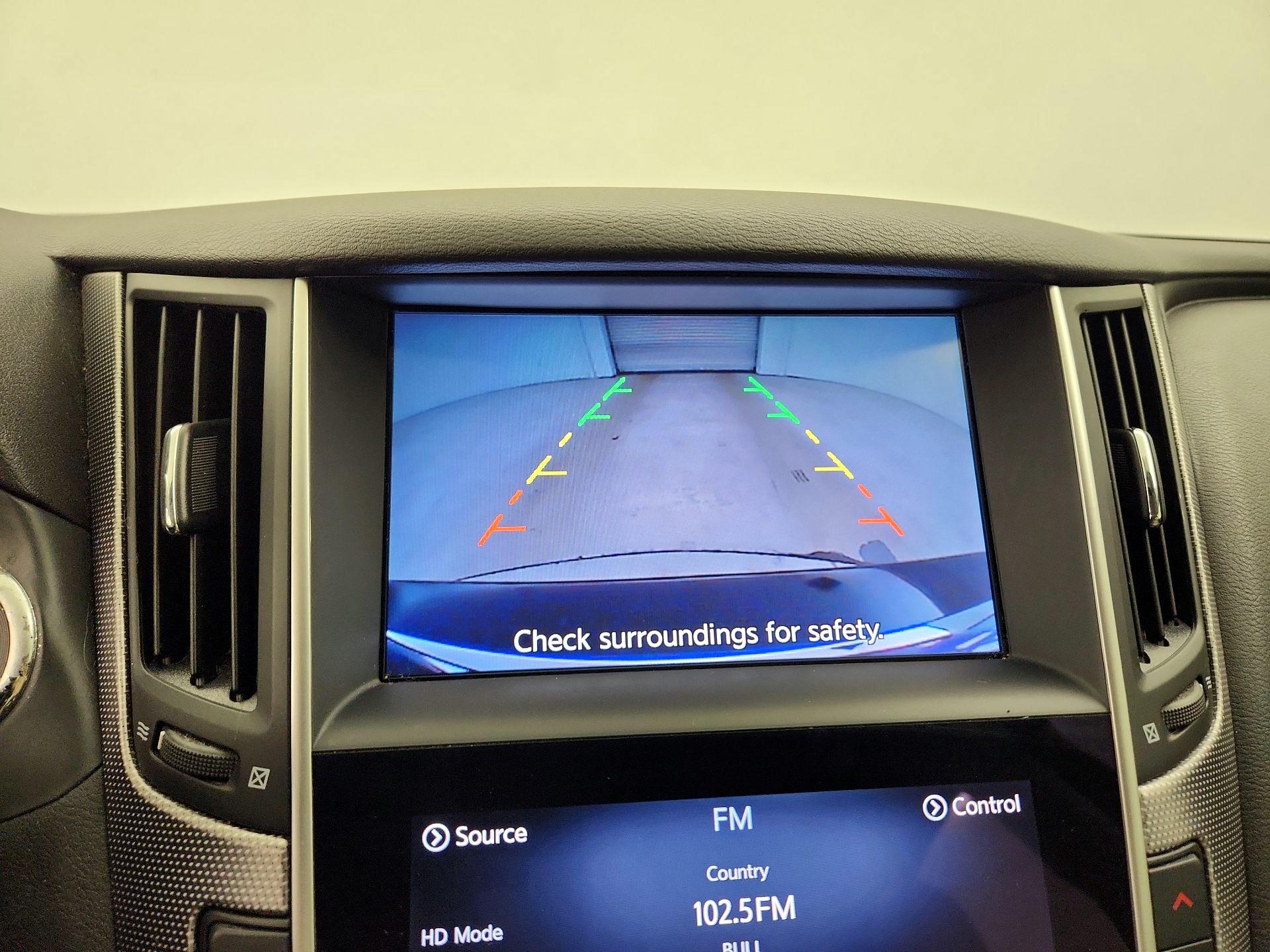 Thumbnail: 2015 INFINITI Q50 - 15