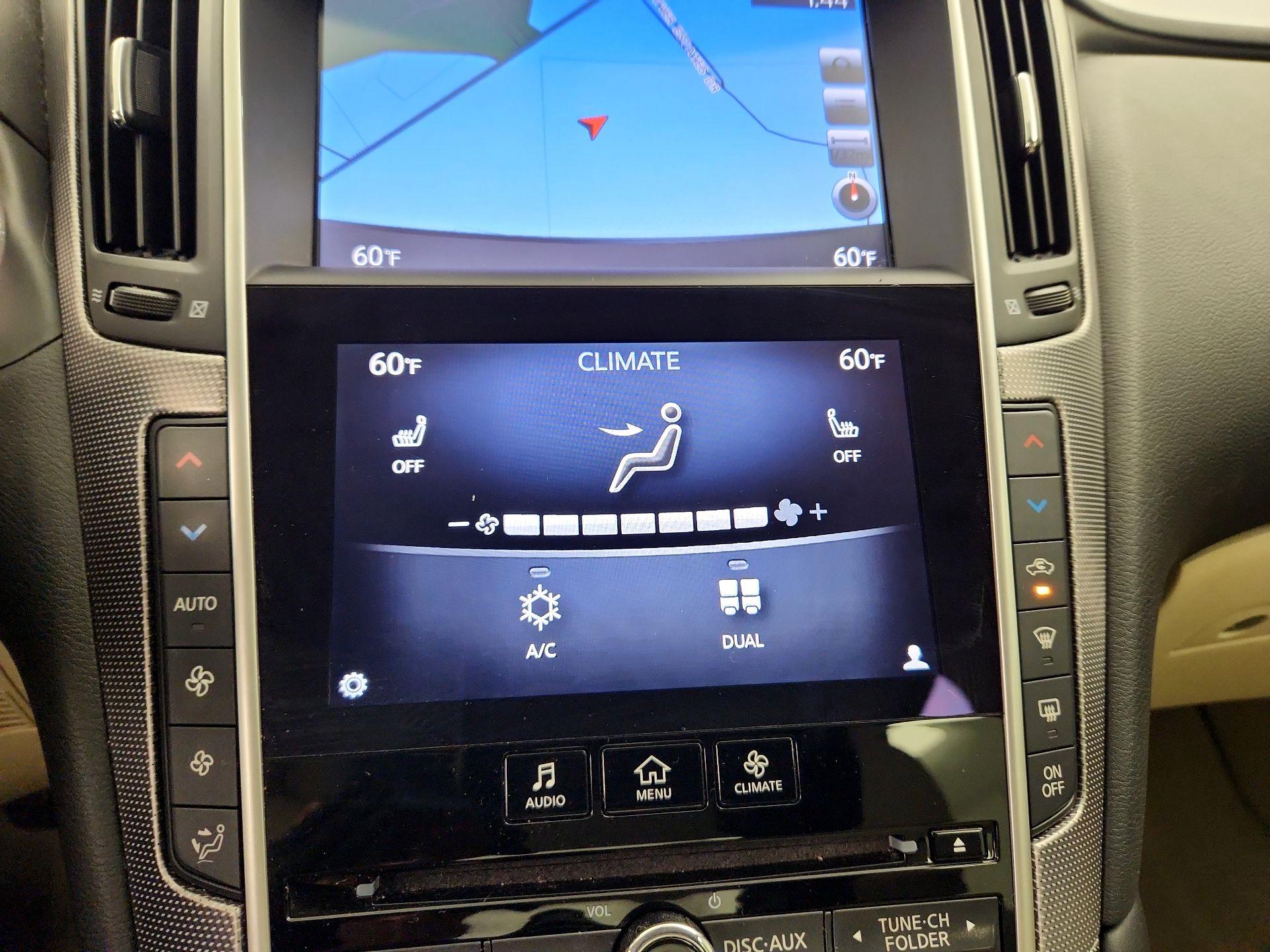 Thumbnail: 2015 INFINITI Q50 - 17