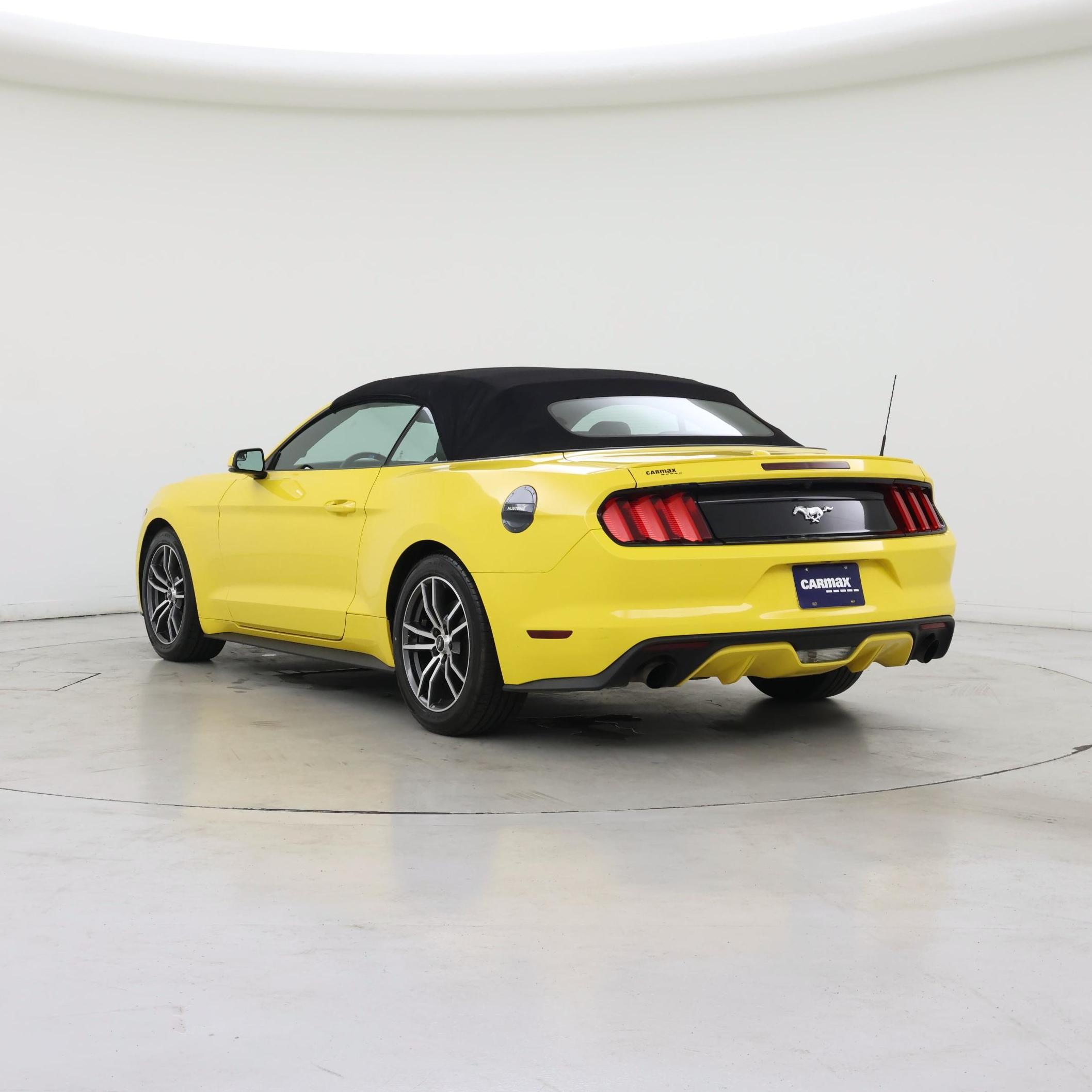 Thumbnail: 2017 Ford Mustang - 2