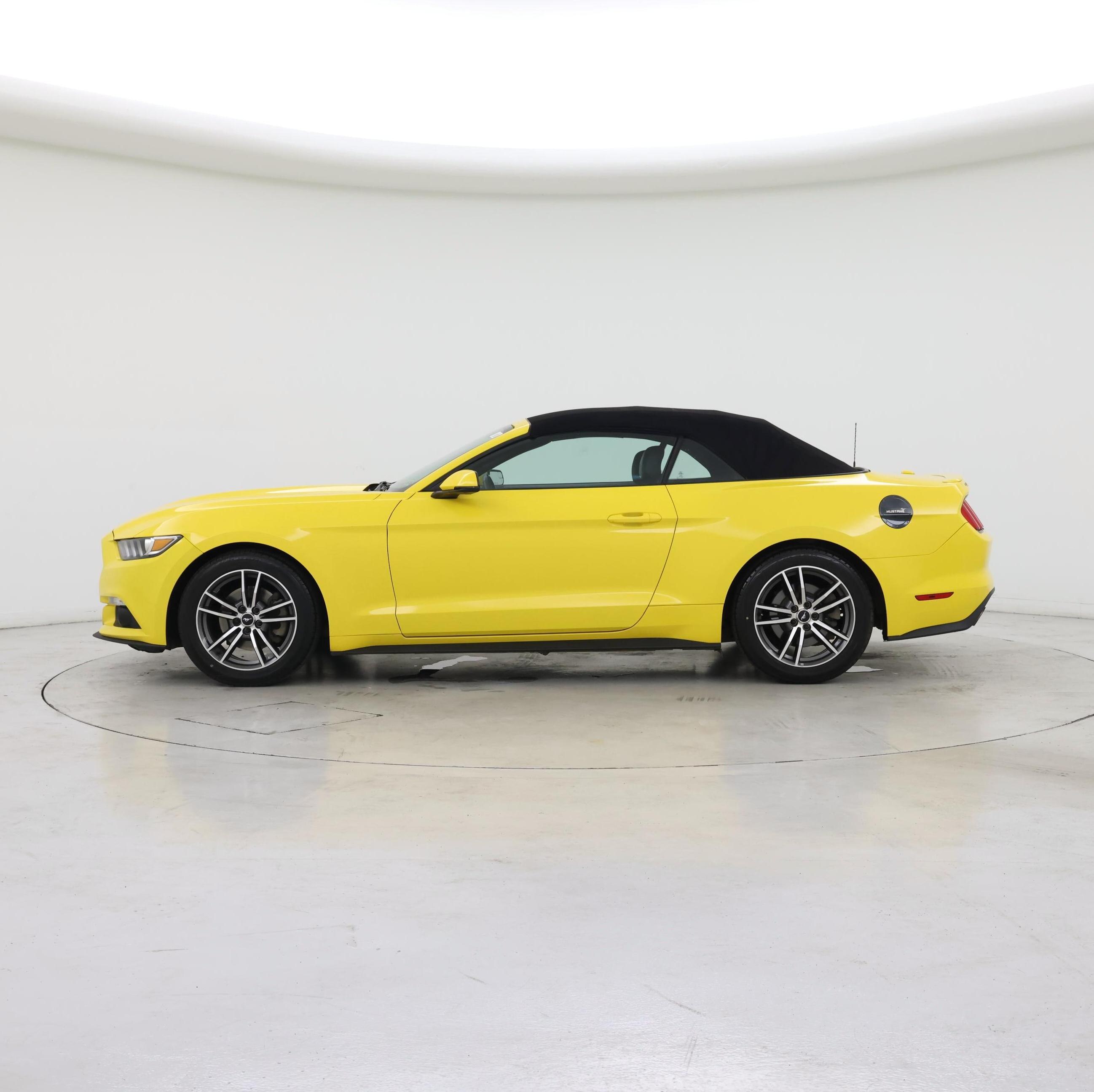 Thumbnail: 2017 Ford Mustang - 3