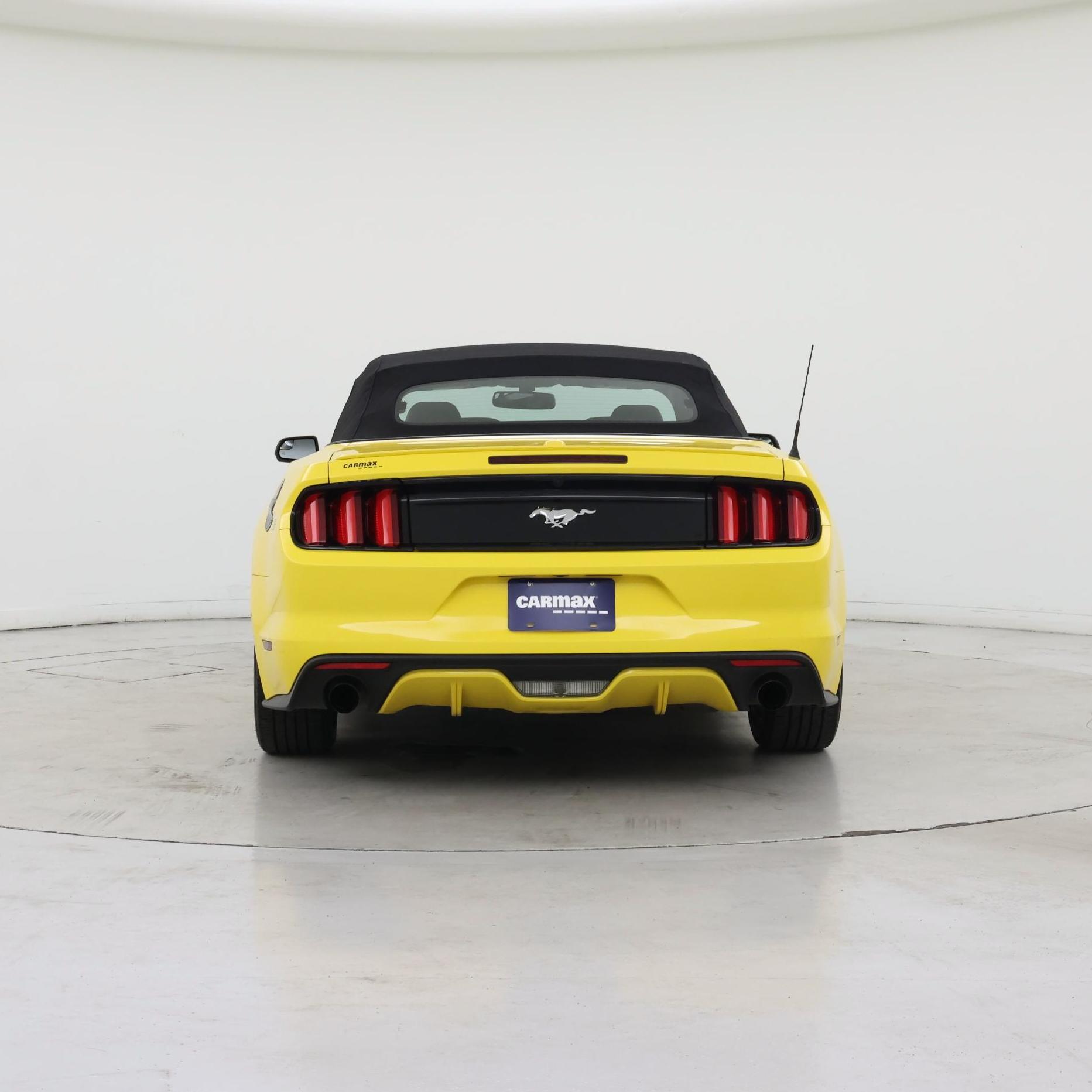 Thumbnail: 2017 Ford Mustang - 6