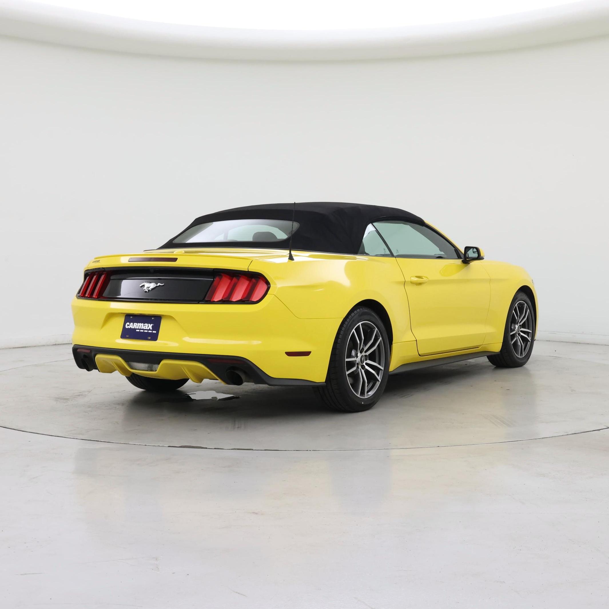 Thumbnail: 2017 Ford Mustang - 8