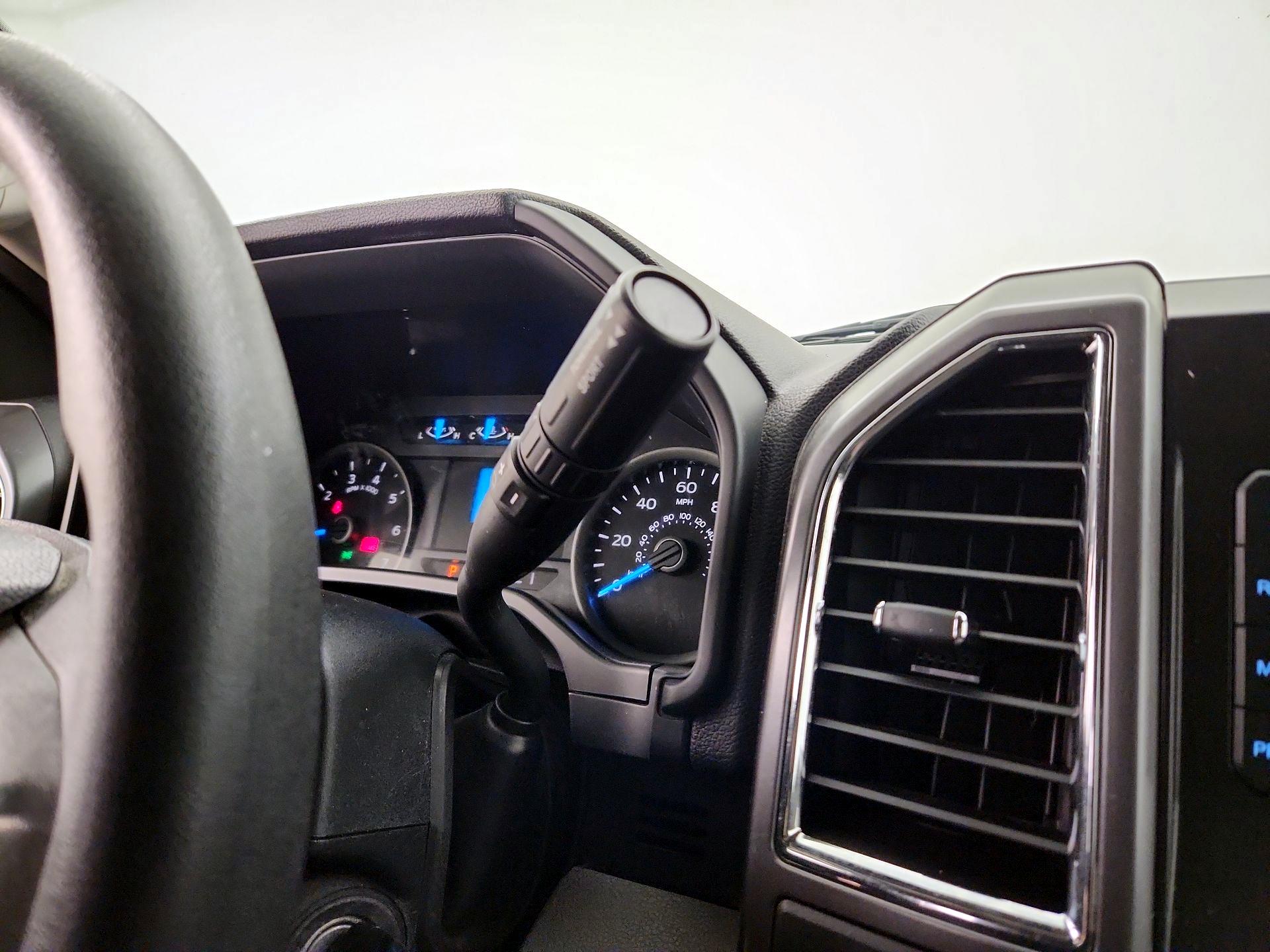 Thumbnail: 2015 Ford F-150 - 16