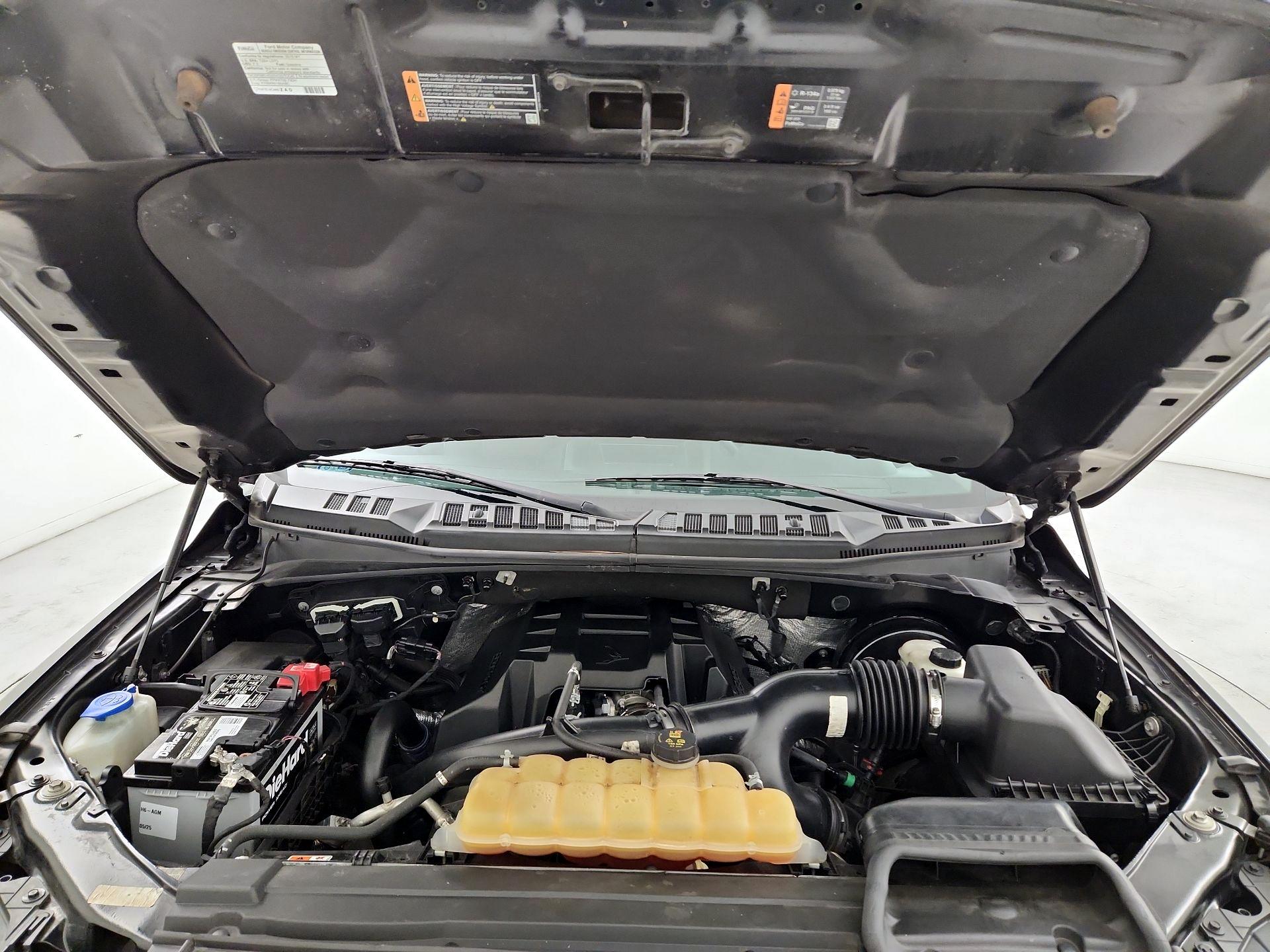 Thumbnail: 2015 Ford F-150 - 20