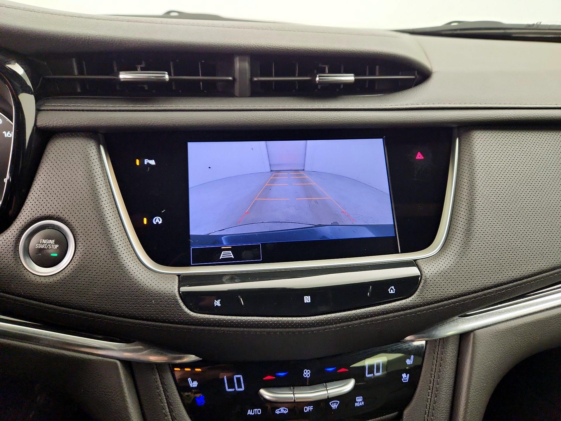 Thumbnail: 2021 Cadillac XT5 - 15