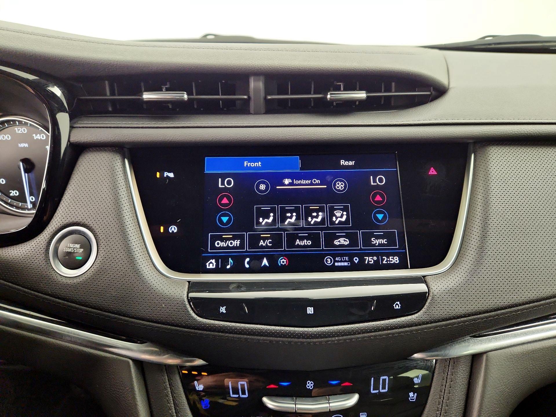 Thumbnail: 2021 Cadillac XT5 - 17