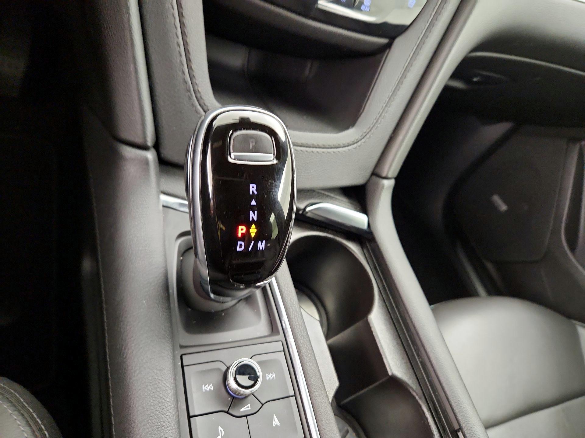 Thumbnail: 2021 Cadillac XT5 - 18