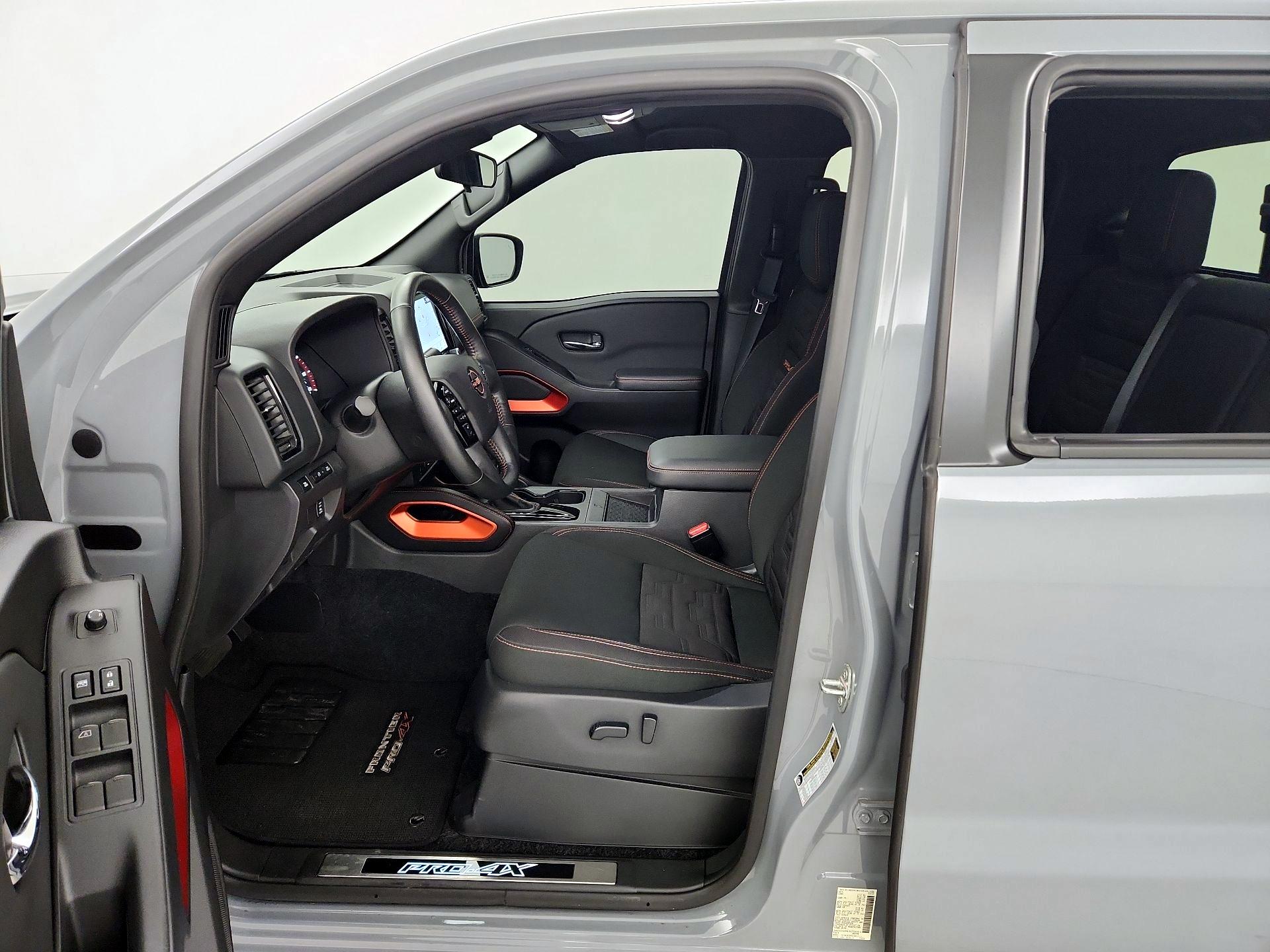 Thumbnail: 2023 Nissan Frontier - 11