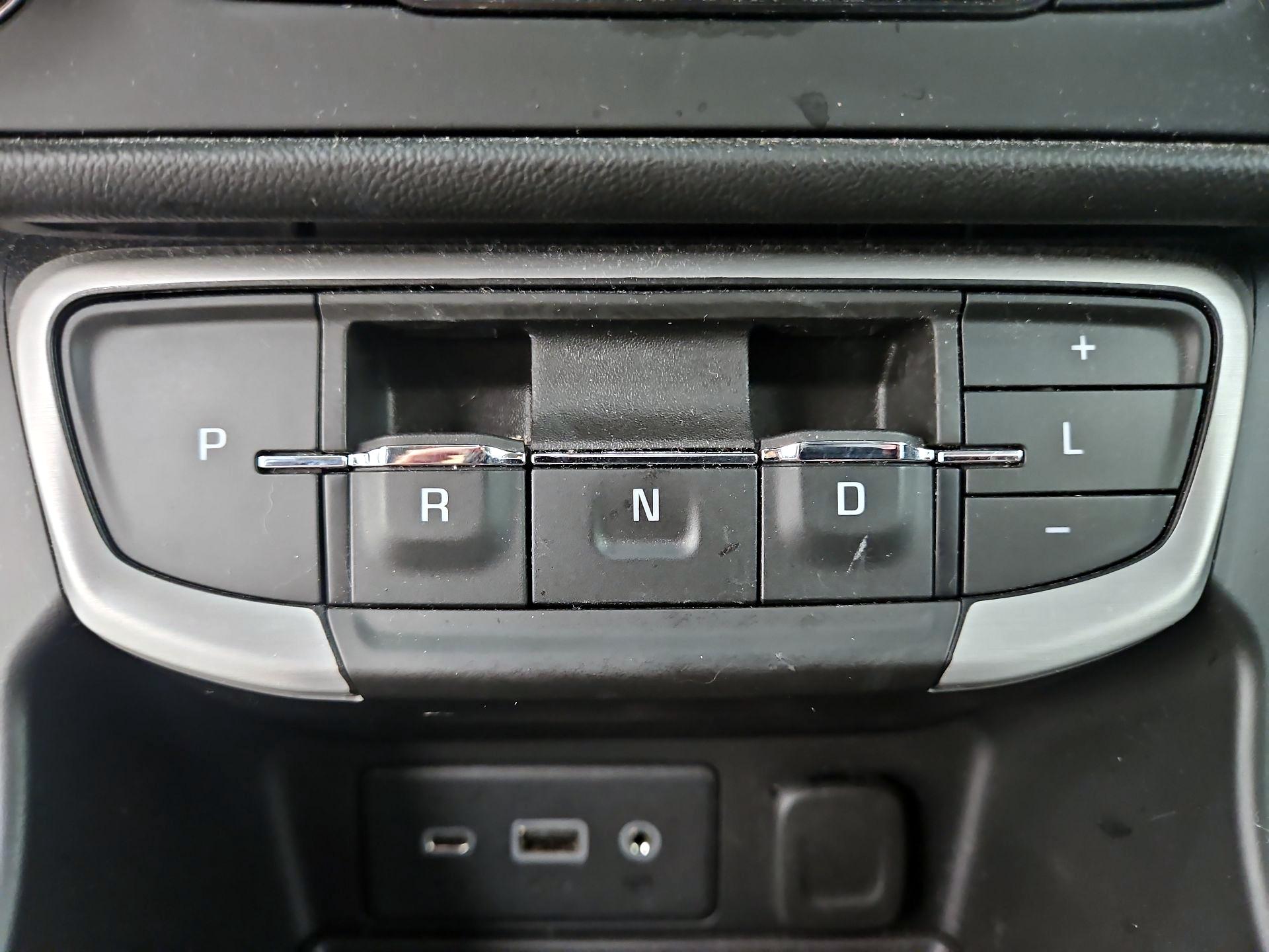 Thumbnail: 2023 GMC Terrain - 17