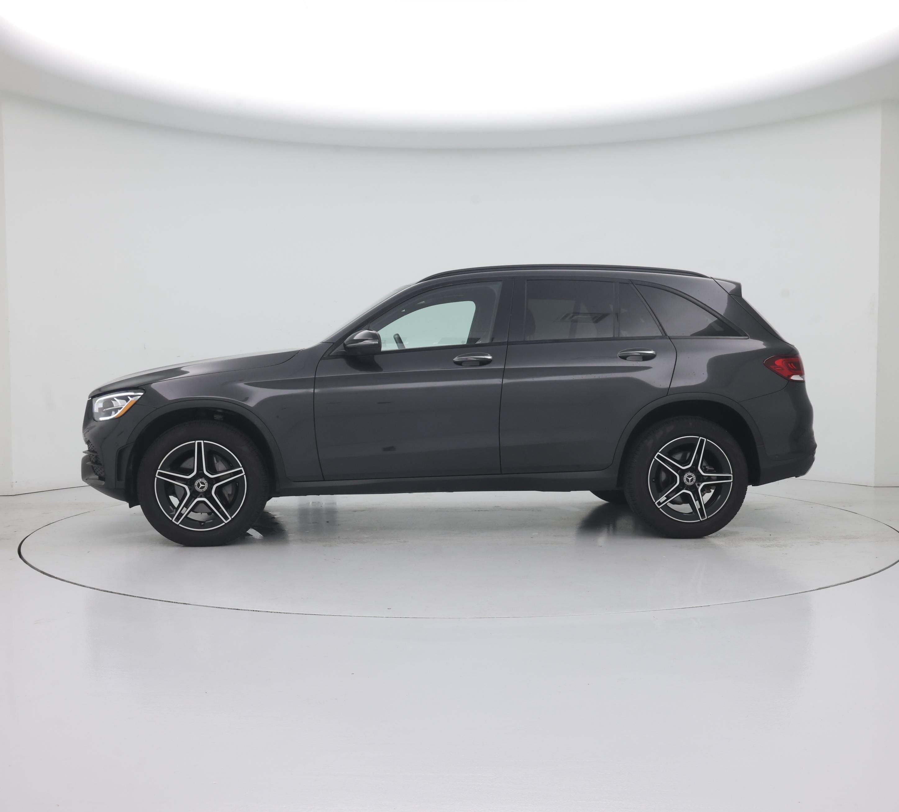 Thumbnail: 2021 Mercedes-Benz GLC - 3