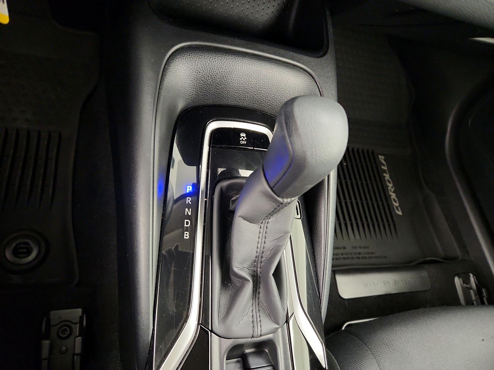 Thumbnail: 2021 Toyota Corolla - 17