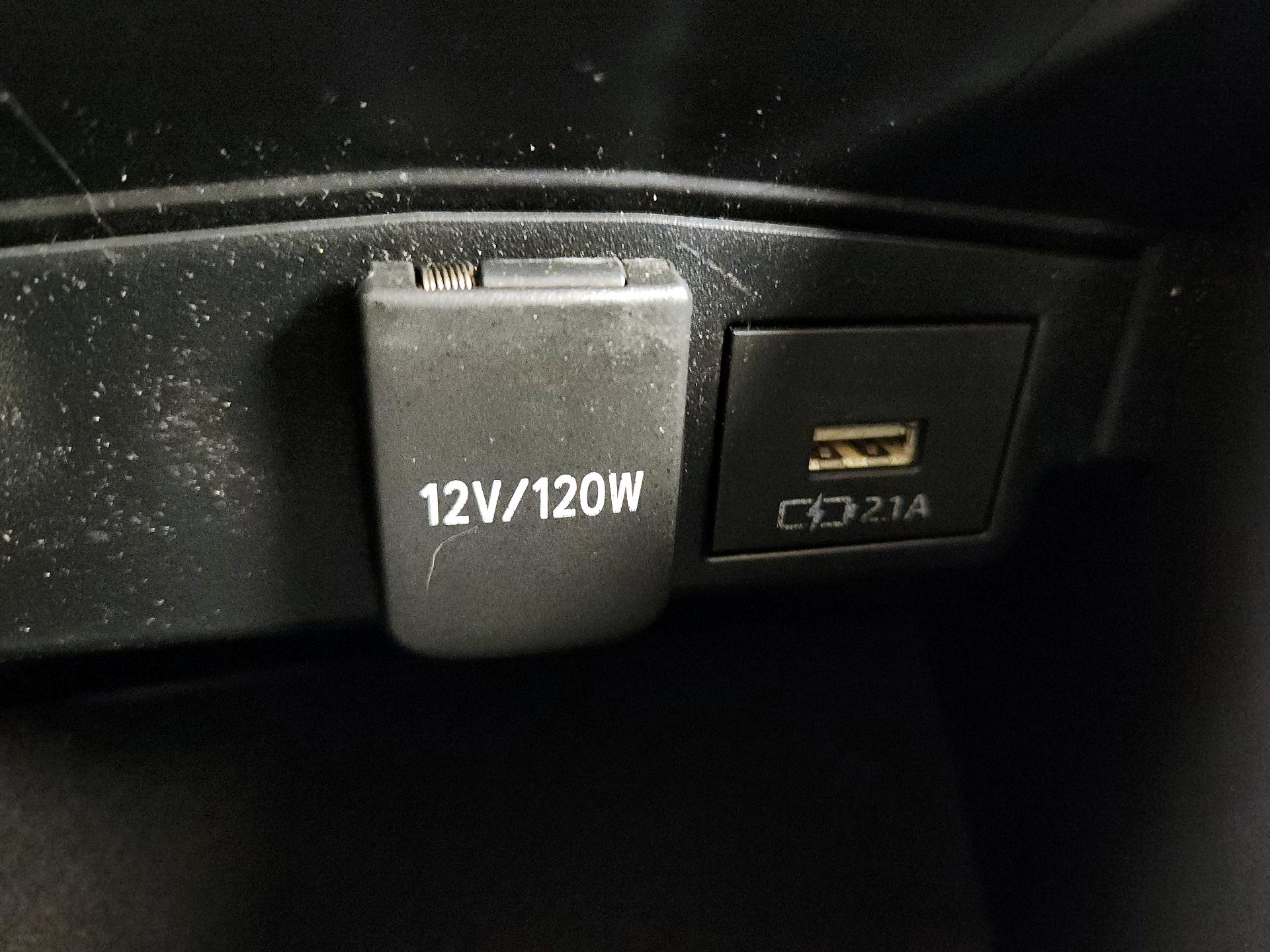 Thumbnail: 2021 Toyota Corolla - 18