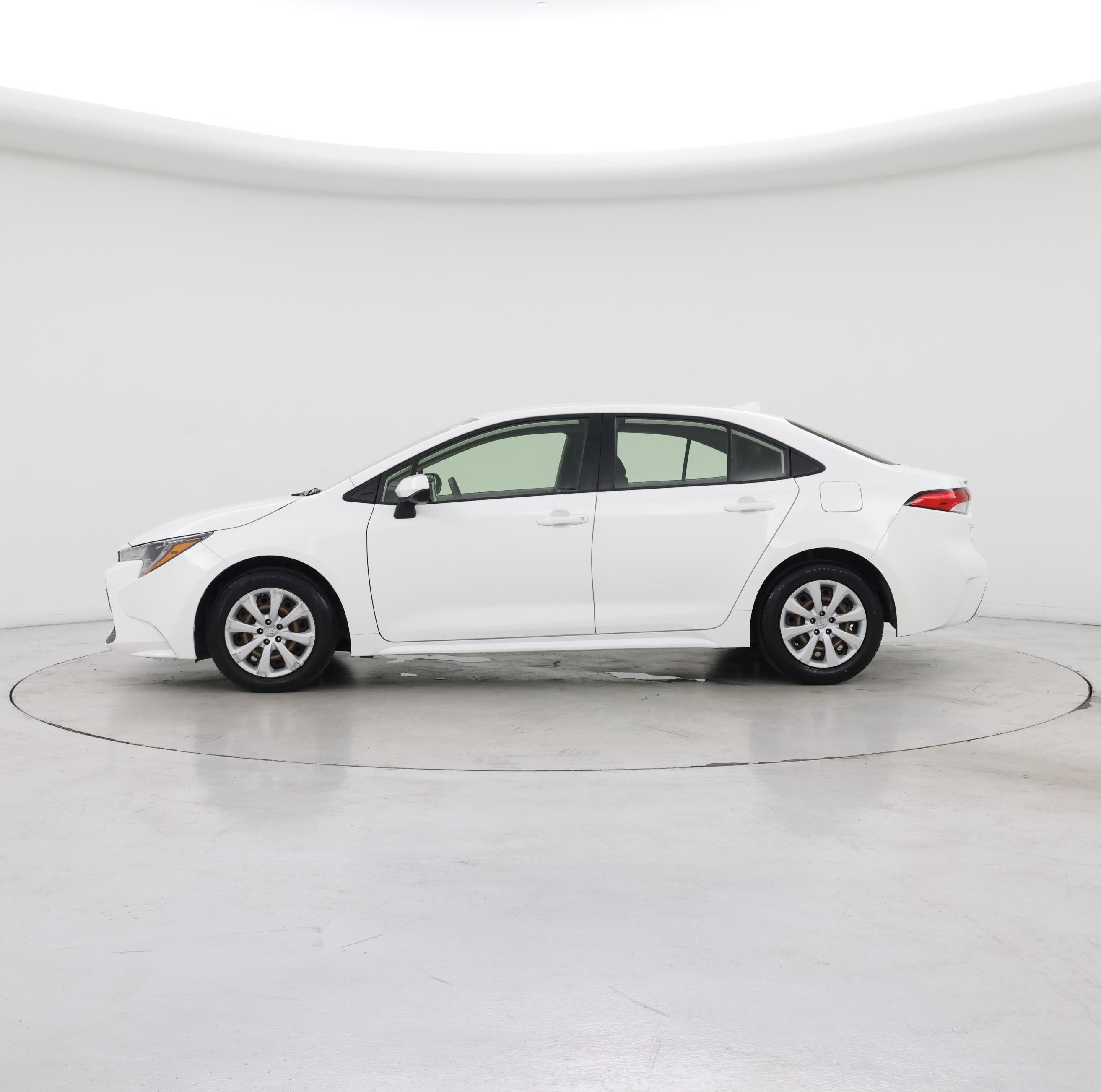 Thumbnail: 2021 Toyota Corolla - 3