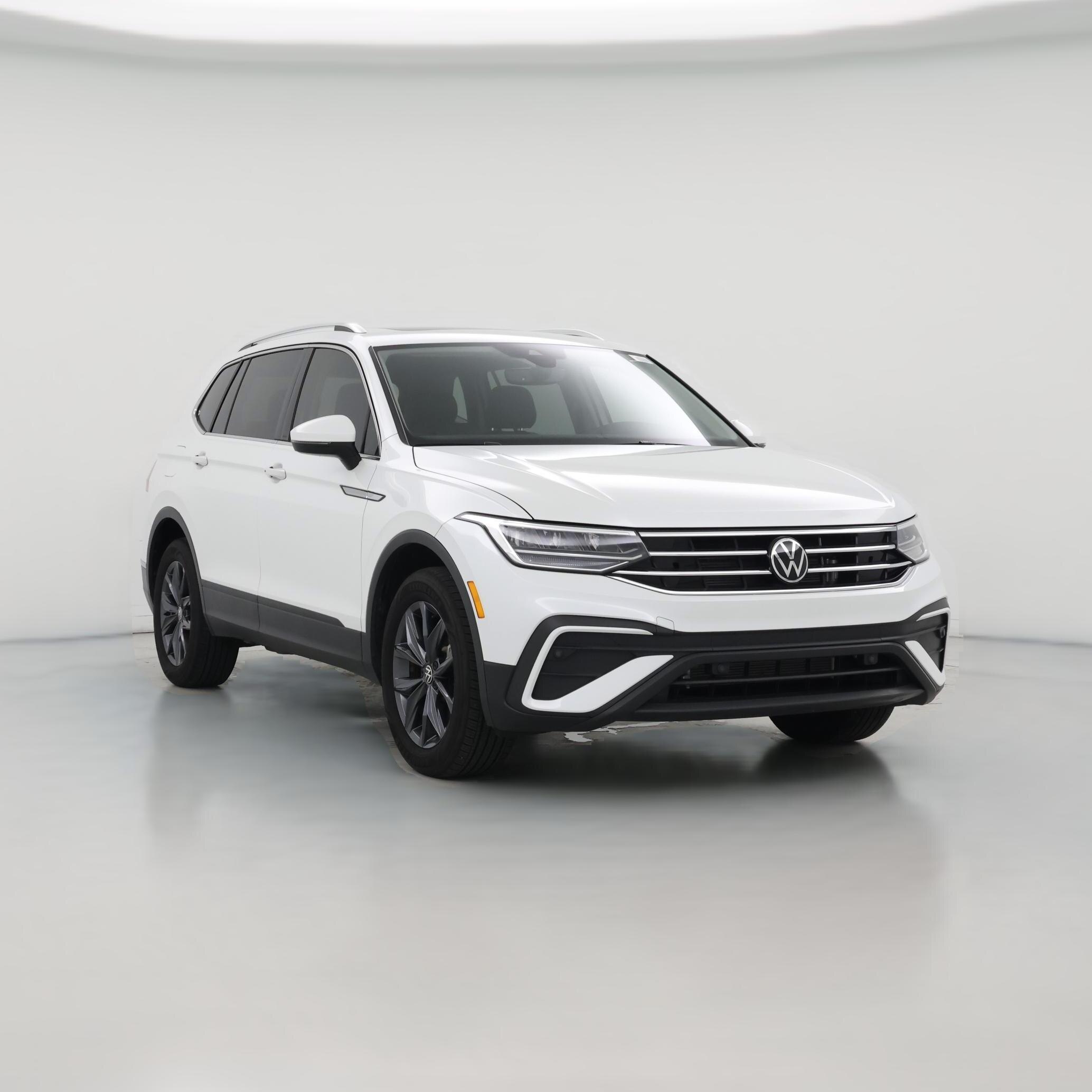 Thumbnail: 2023 Volkswagen Tiguan - 1