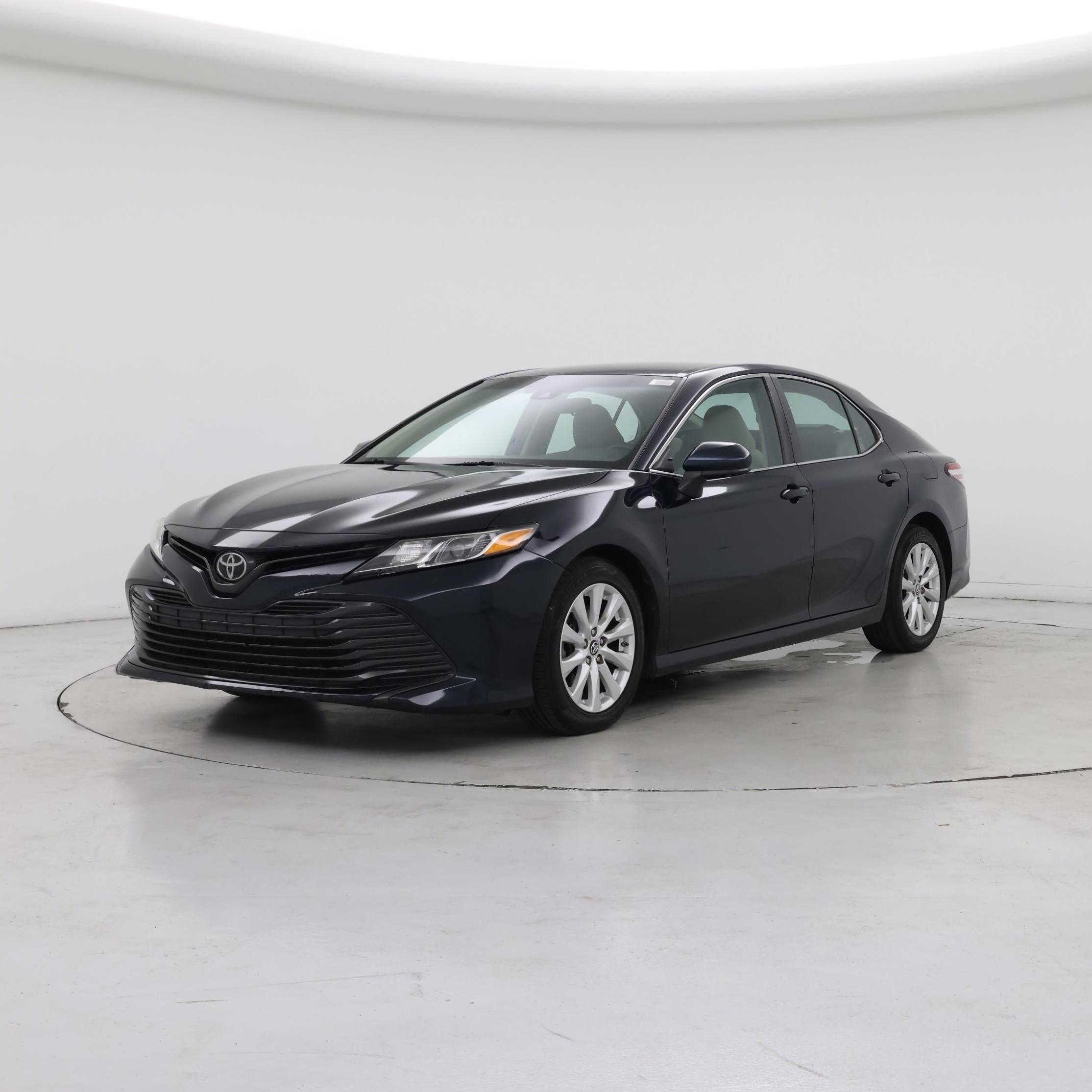 Thumbnail: 2018 Toyota Camry - 4