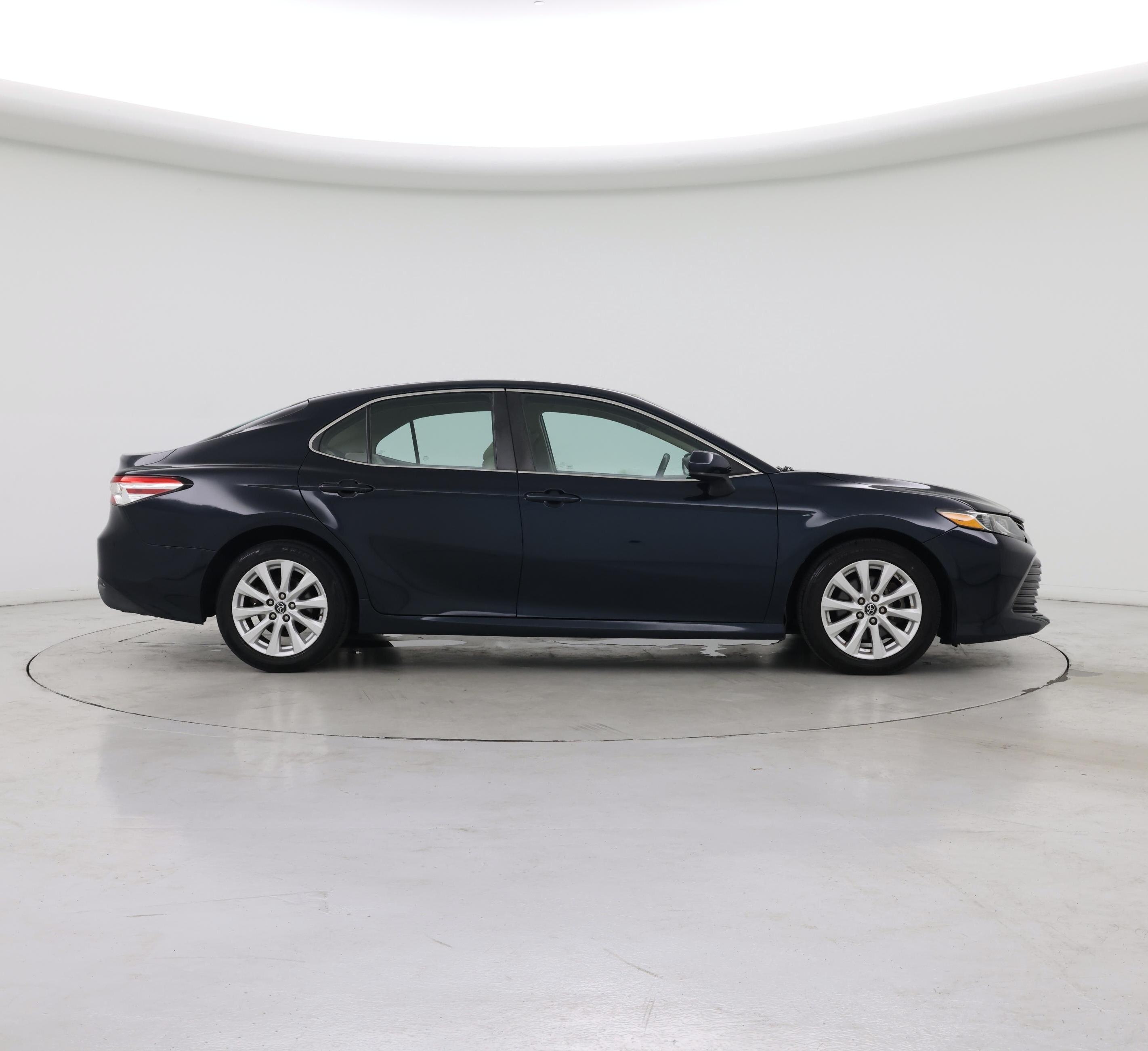 Thumbnail: 2018 Toyota Camry - 7