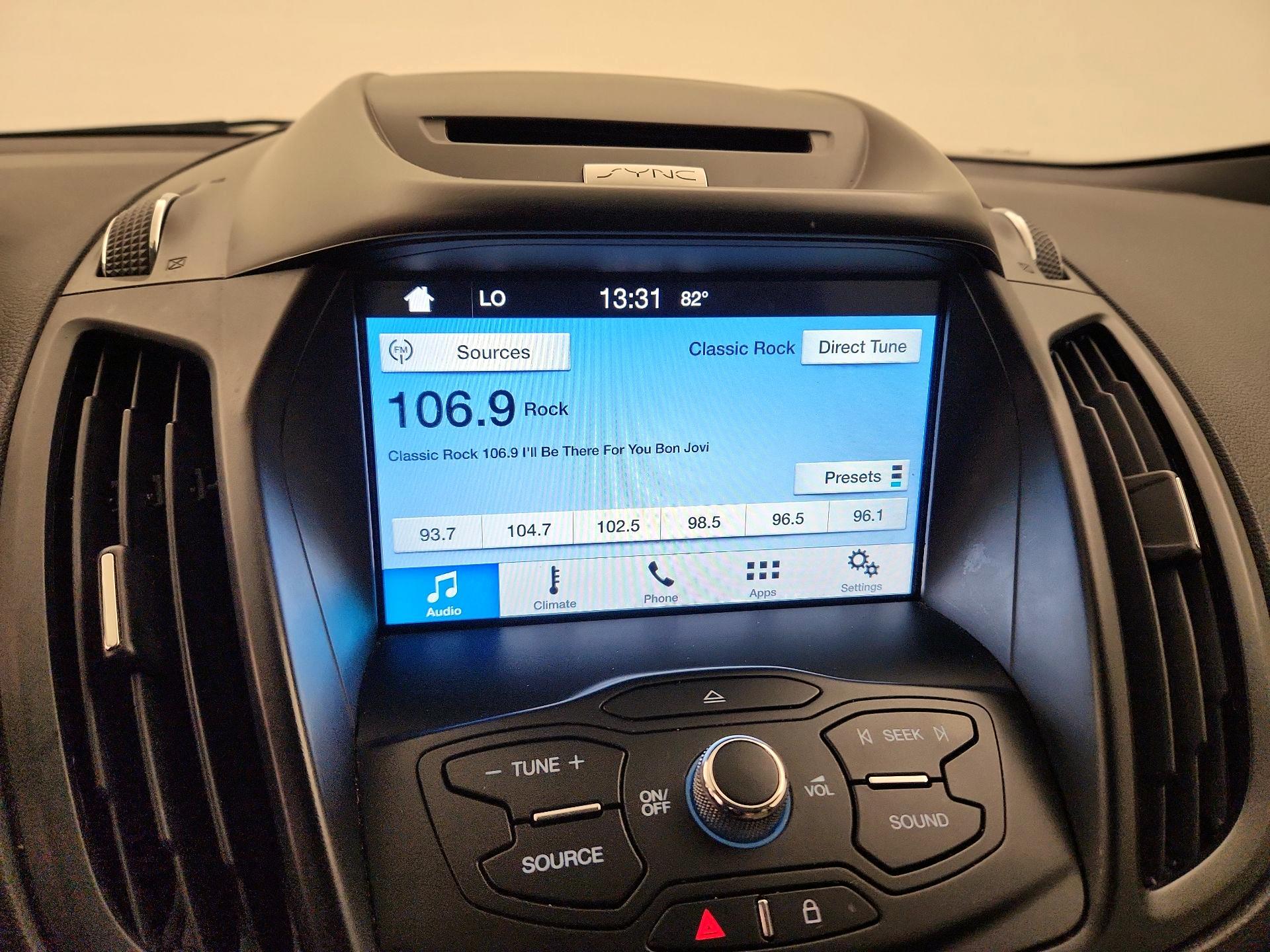 Thumbnail: 2016 Ford Escape - 15