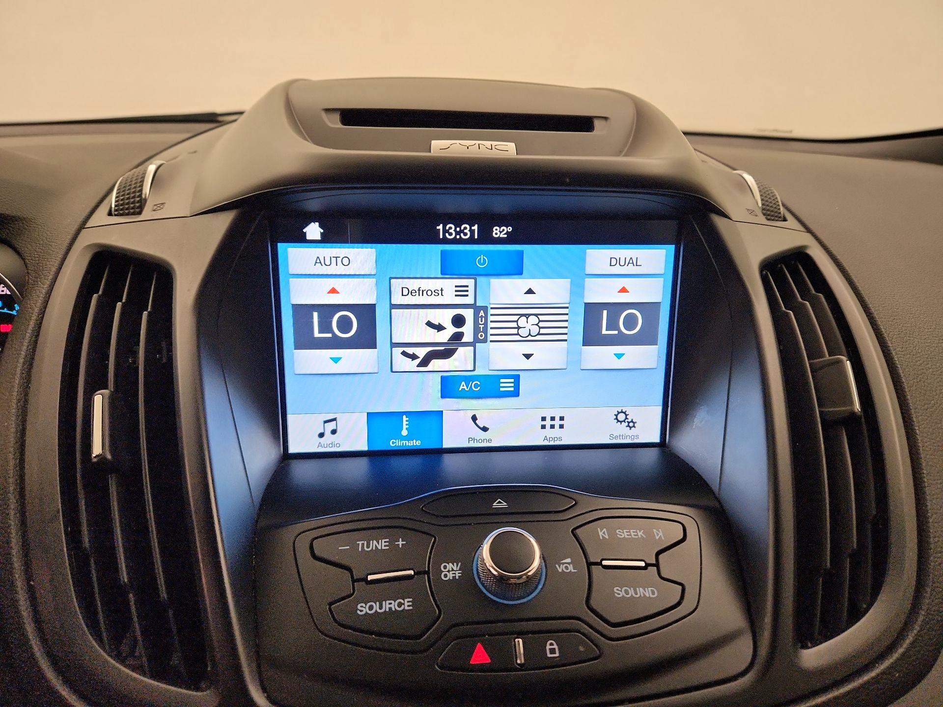 Thumbnail: 2016 Ford Escape - 16
