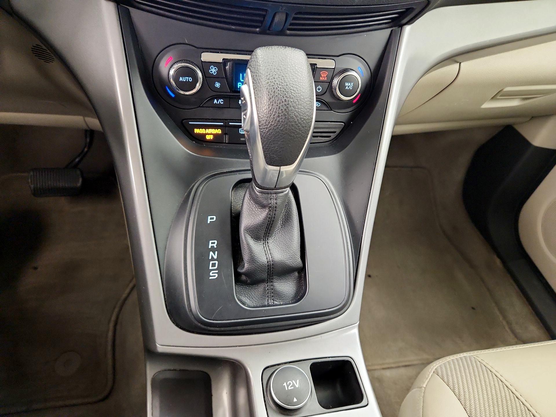 Thumbnail: 2016 Ford Escape - 17