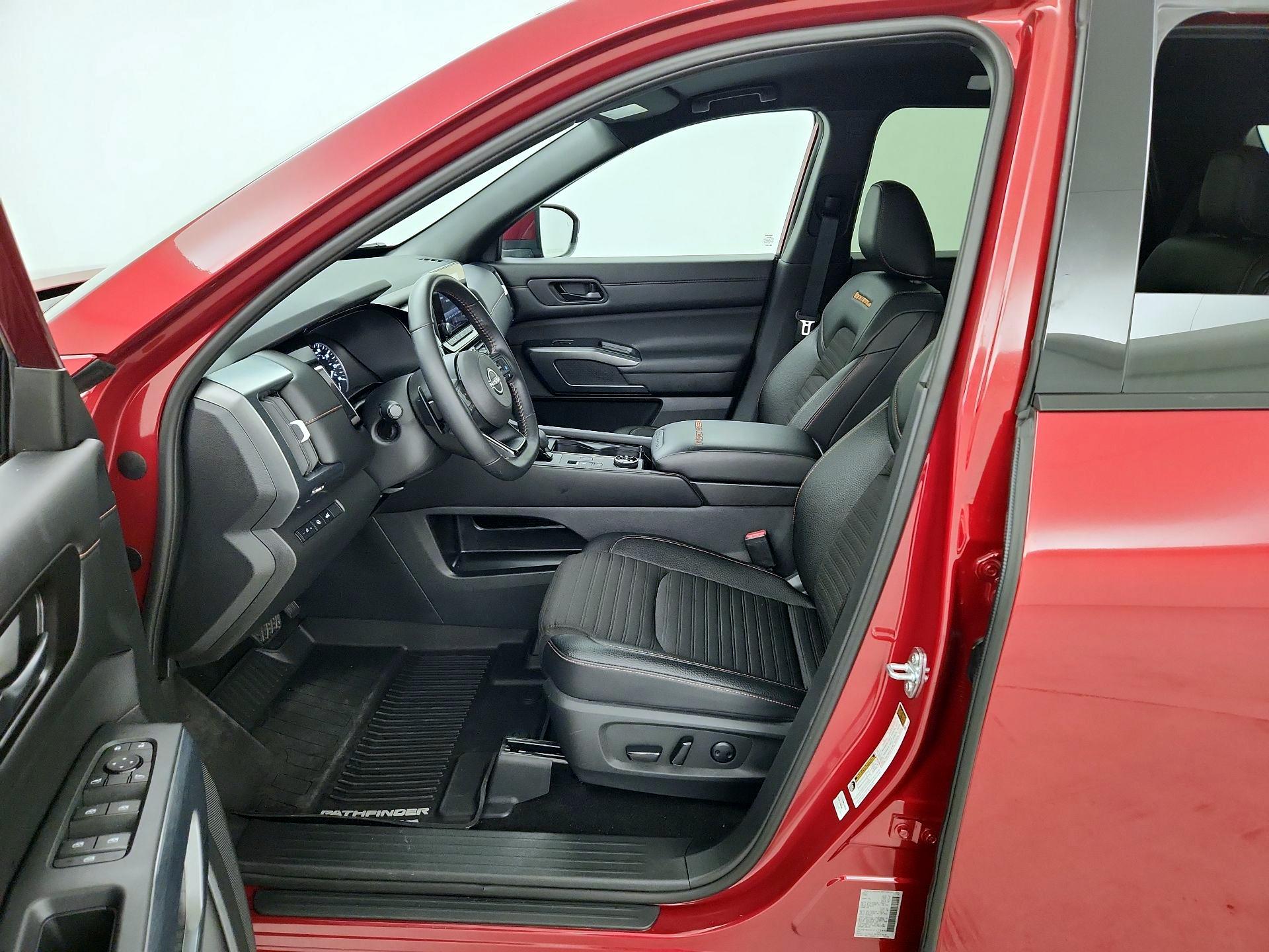 Thumbnail: 2025 Nissan Pathfinder - 11
